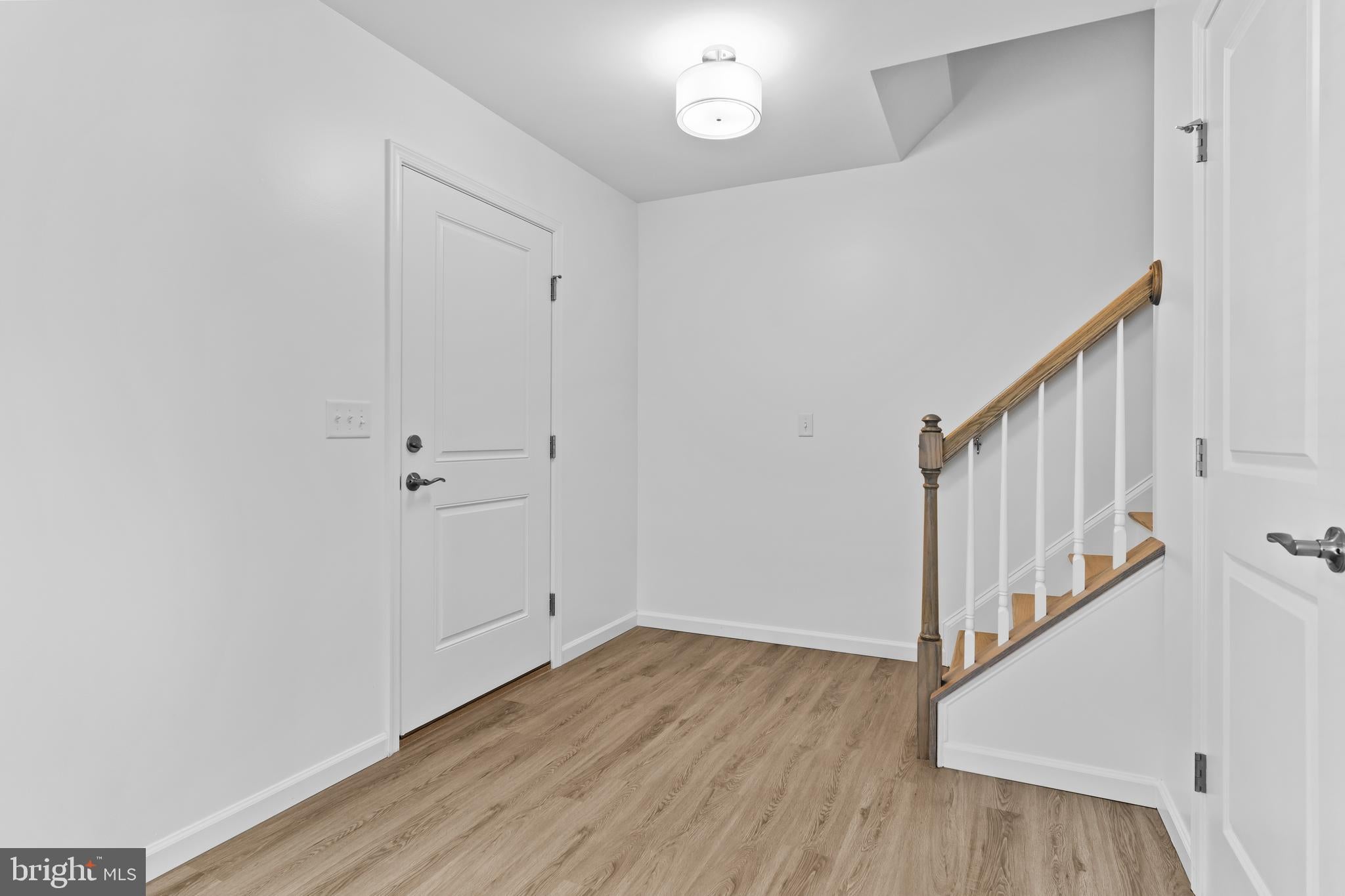 2 Brubacker Dr, Carlisle, PA 17013 photo