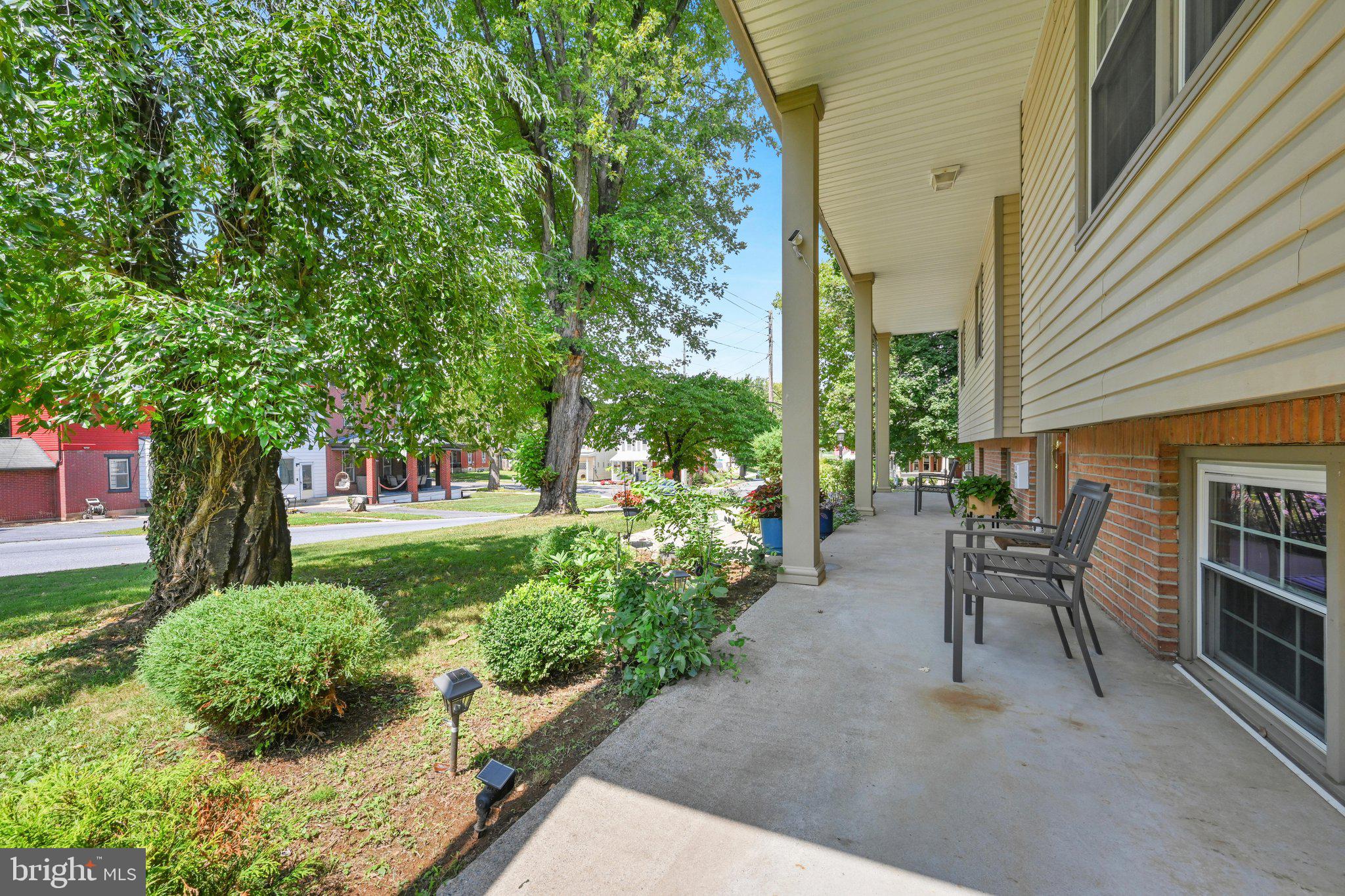 17 Furnace Rd, Wernersville, PA 19565 photo