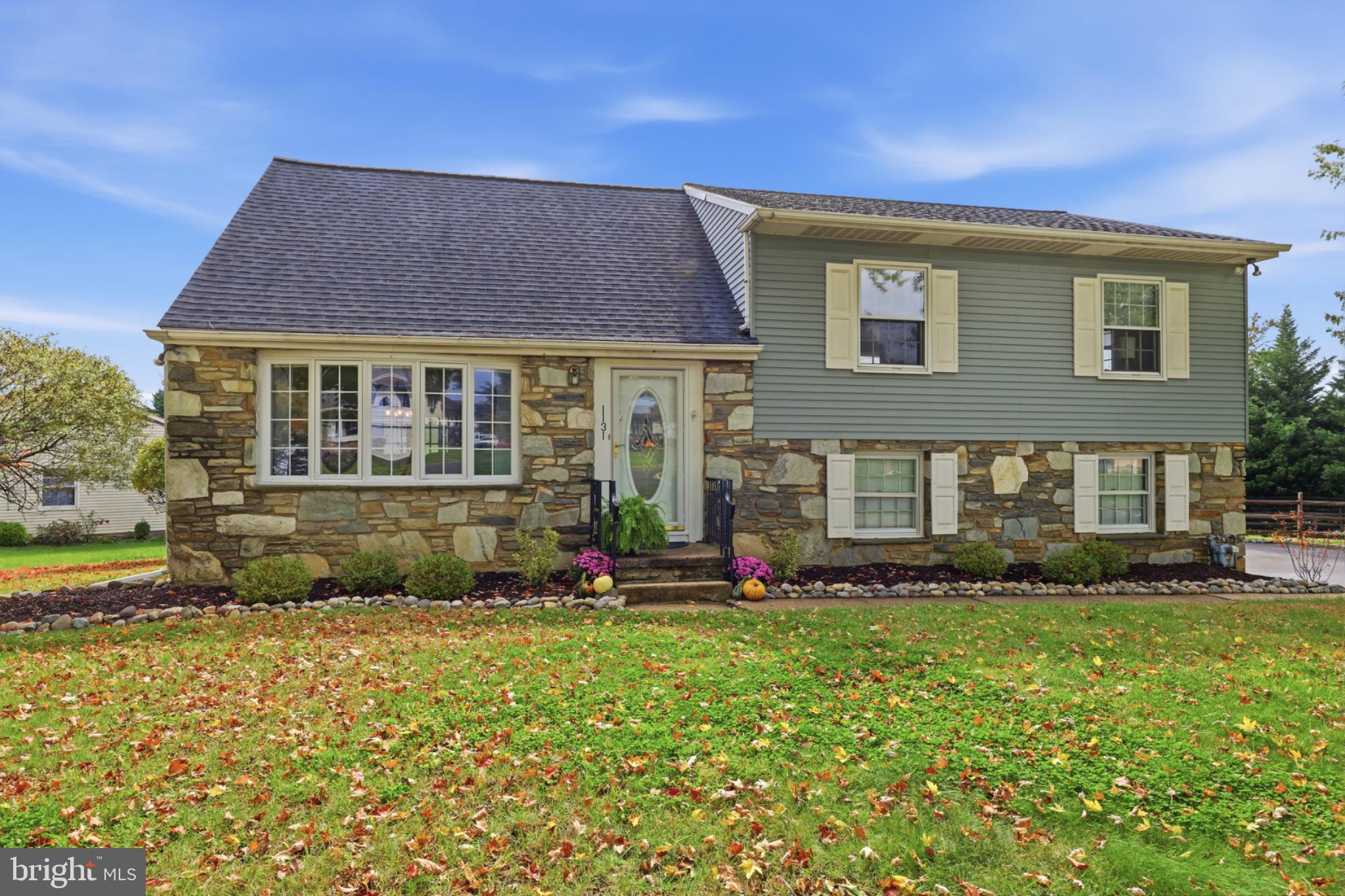 1131 Tomlinson Rd, Southampton, PA 18966 photo
