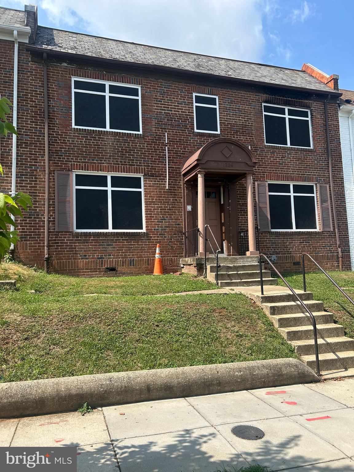 1239 Meigs Pl, Washington, DC 20002