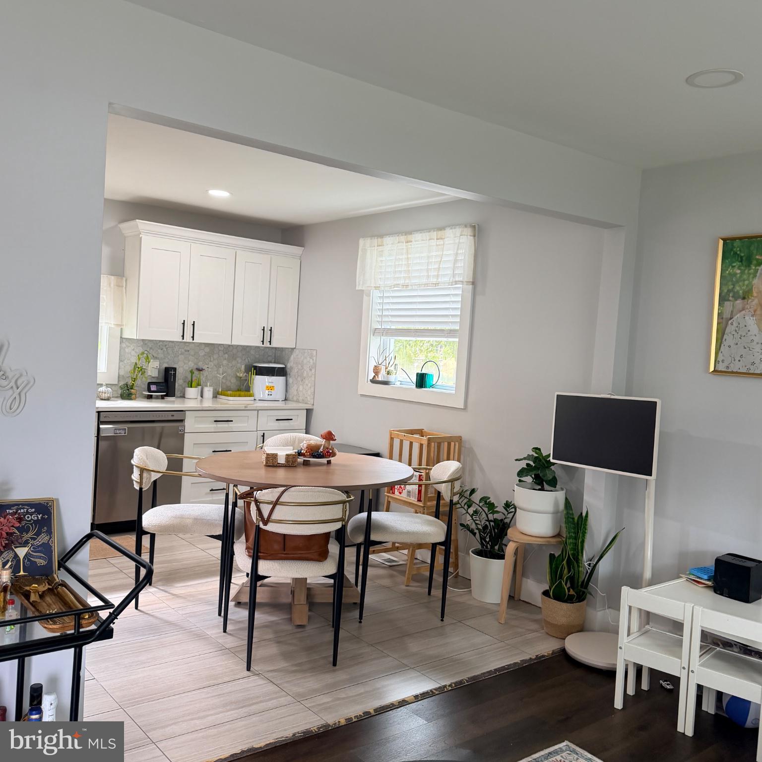 242 Morton Ave, Paulsboro, NJ 08066 photo