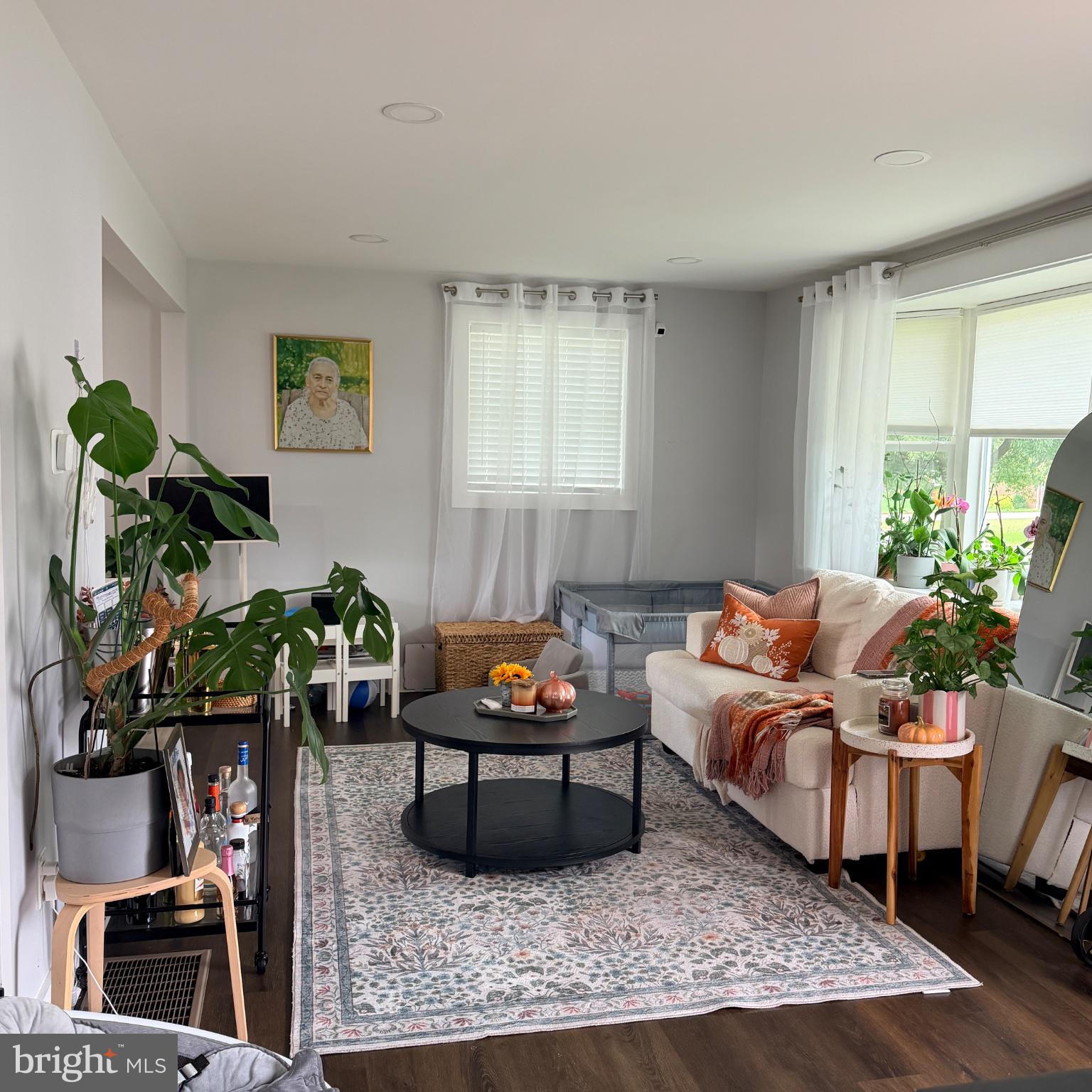 242 Morton Ave, Paulsboro, NJ 08066 photo
