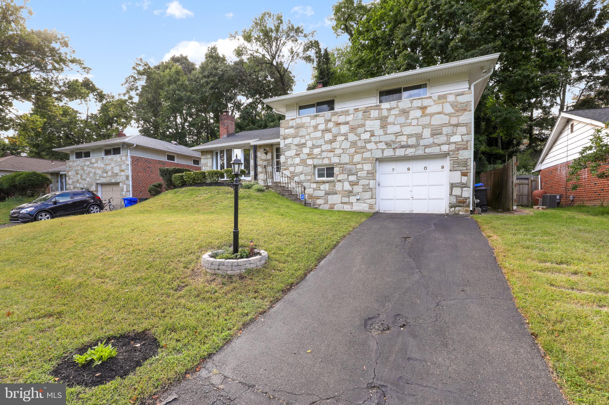 7909 Rodgers Rd, Elkins Park, PA 19027 photo