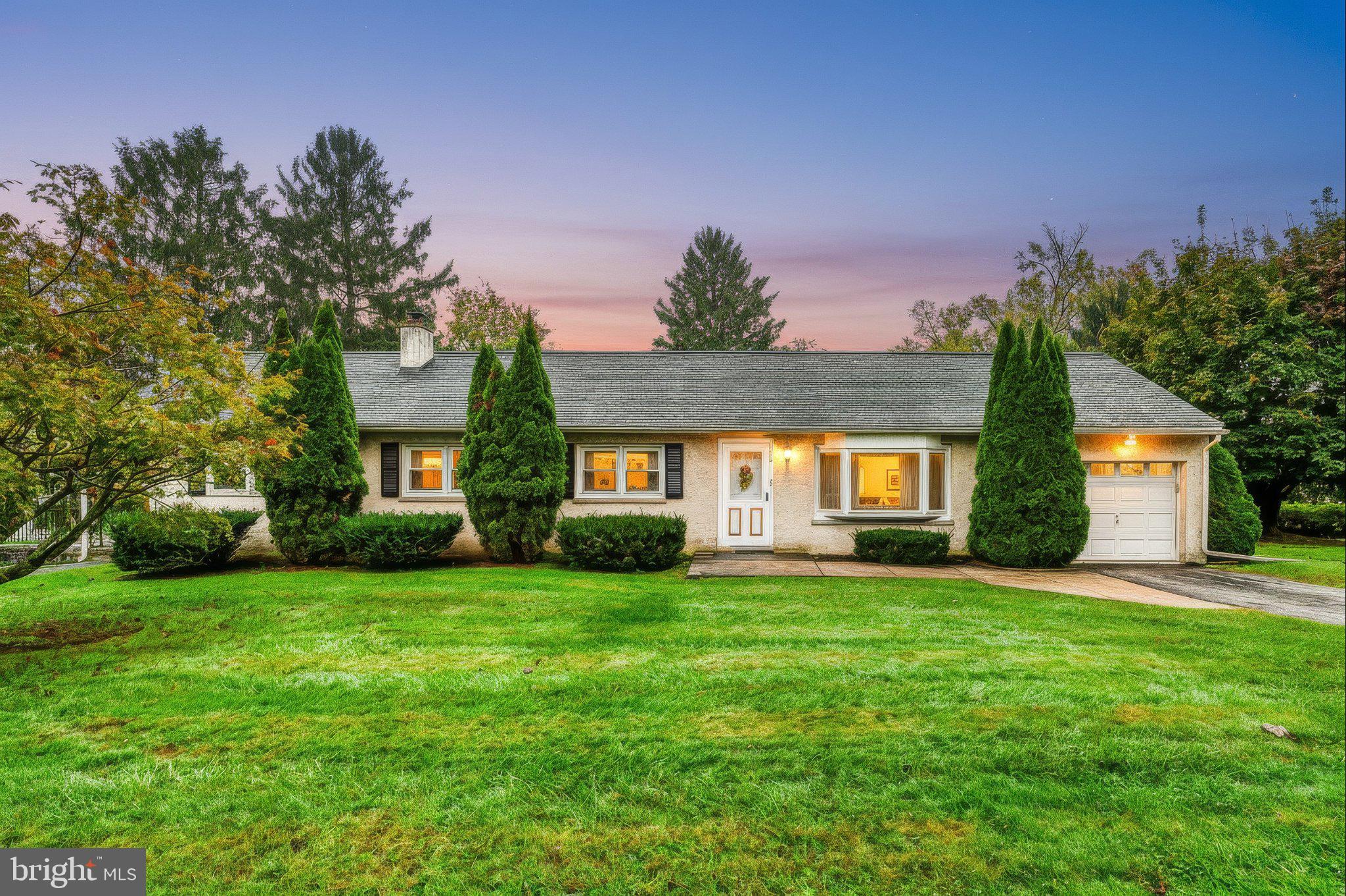 20 Carol Ln, Coatesville, PA 19320