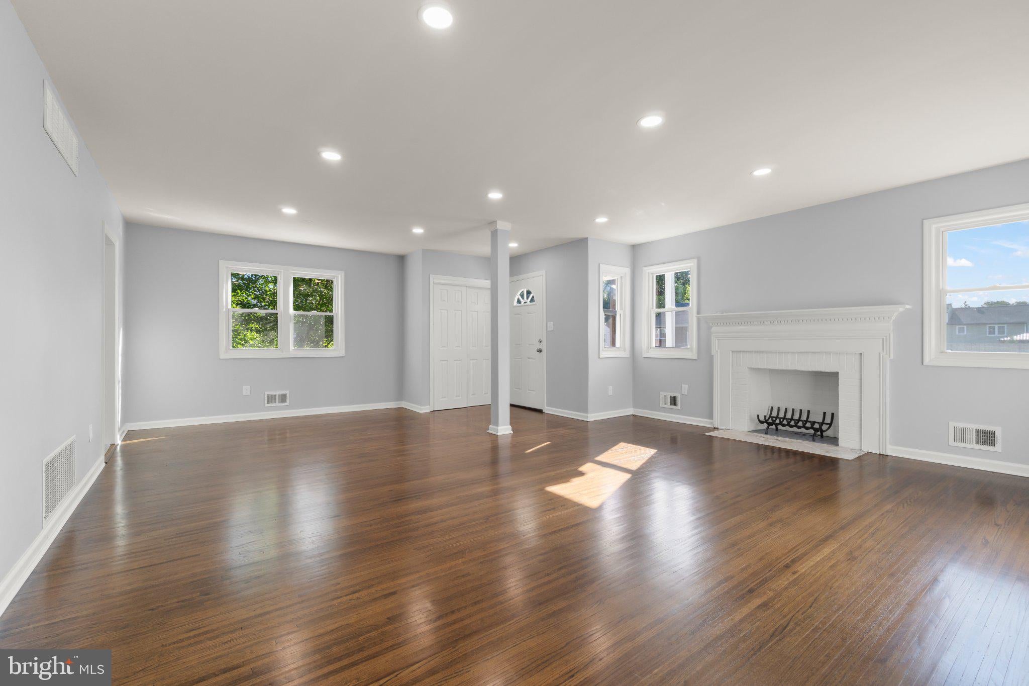 14 Bong Terrace, Mount Holly, NJ 08060 photo
