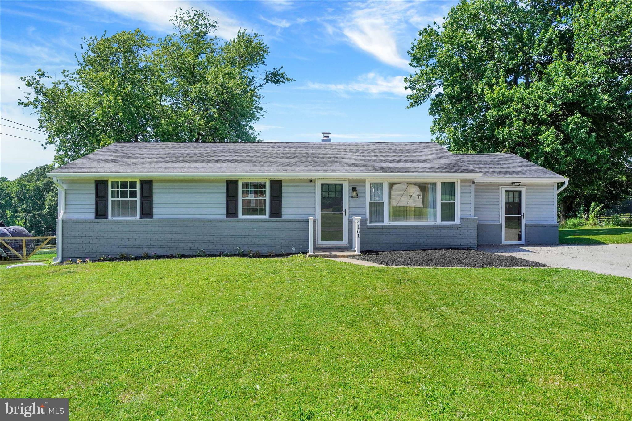 4161 Walters Hatchery Rd, York, PA 17408