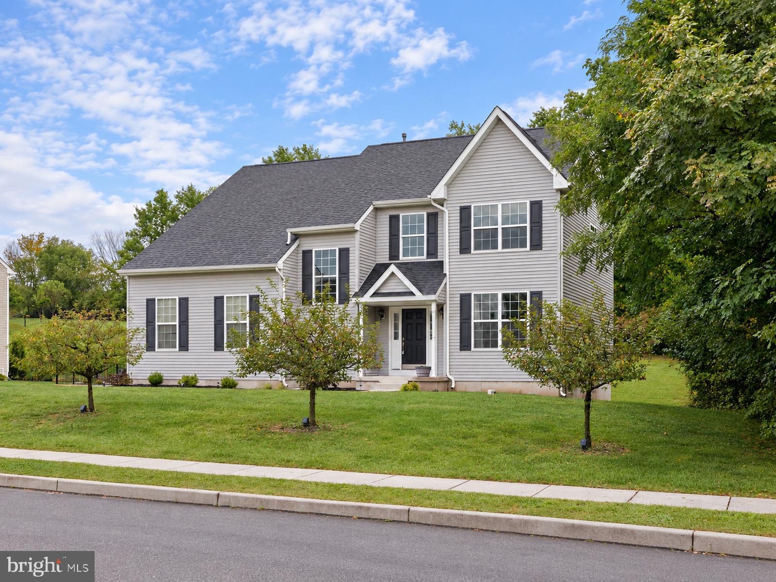 3043 Samantha Way, Gilbertsville, PA 19525