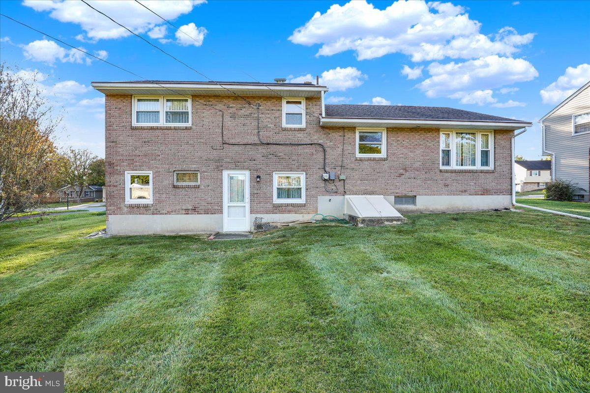 1734 York Rd, Reading, PA 19610 photo