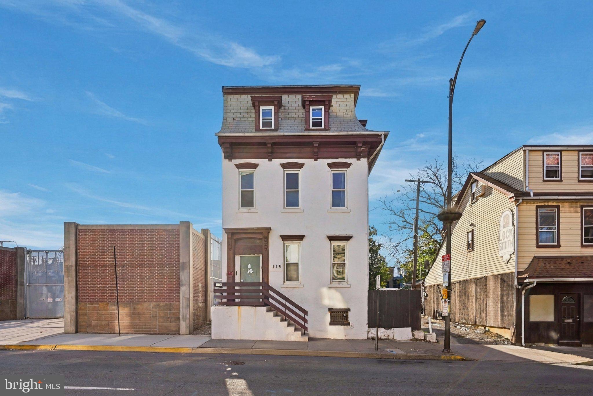 114 8th St, Allentown, PA 18102