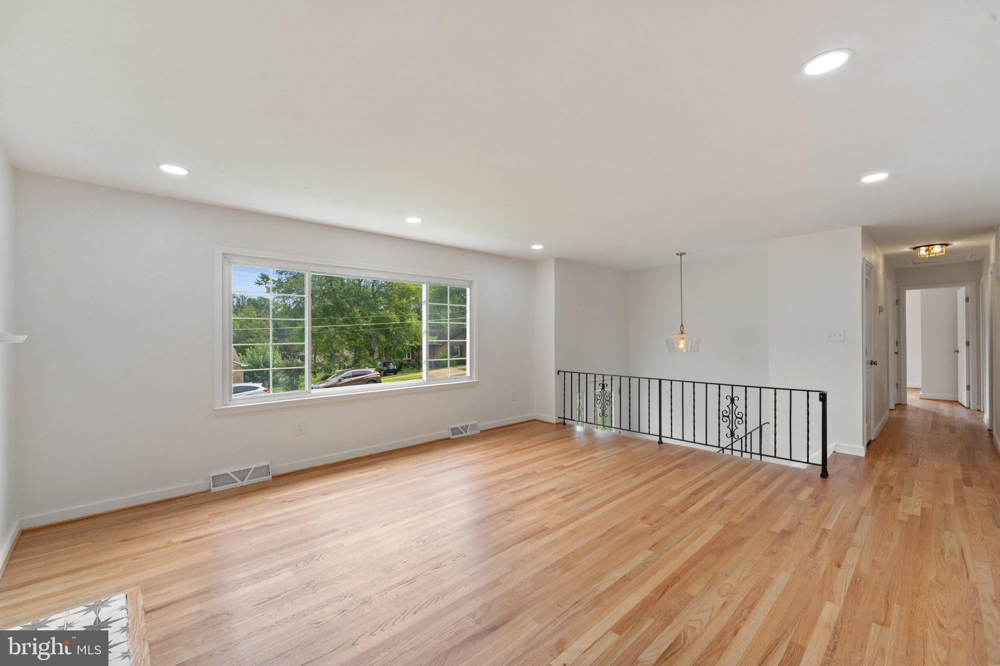 6212 Thornwood Dr, Alexandria, VA 22310 photo
