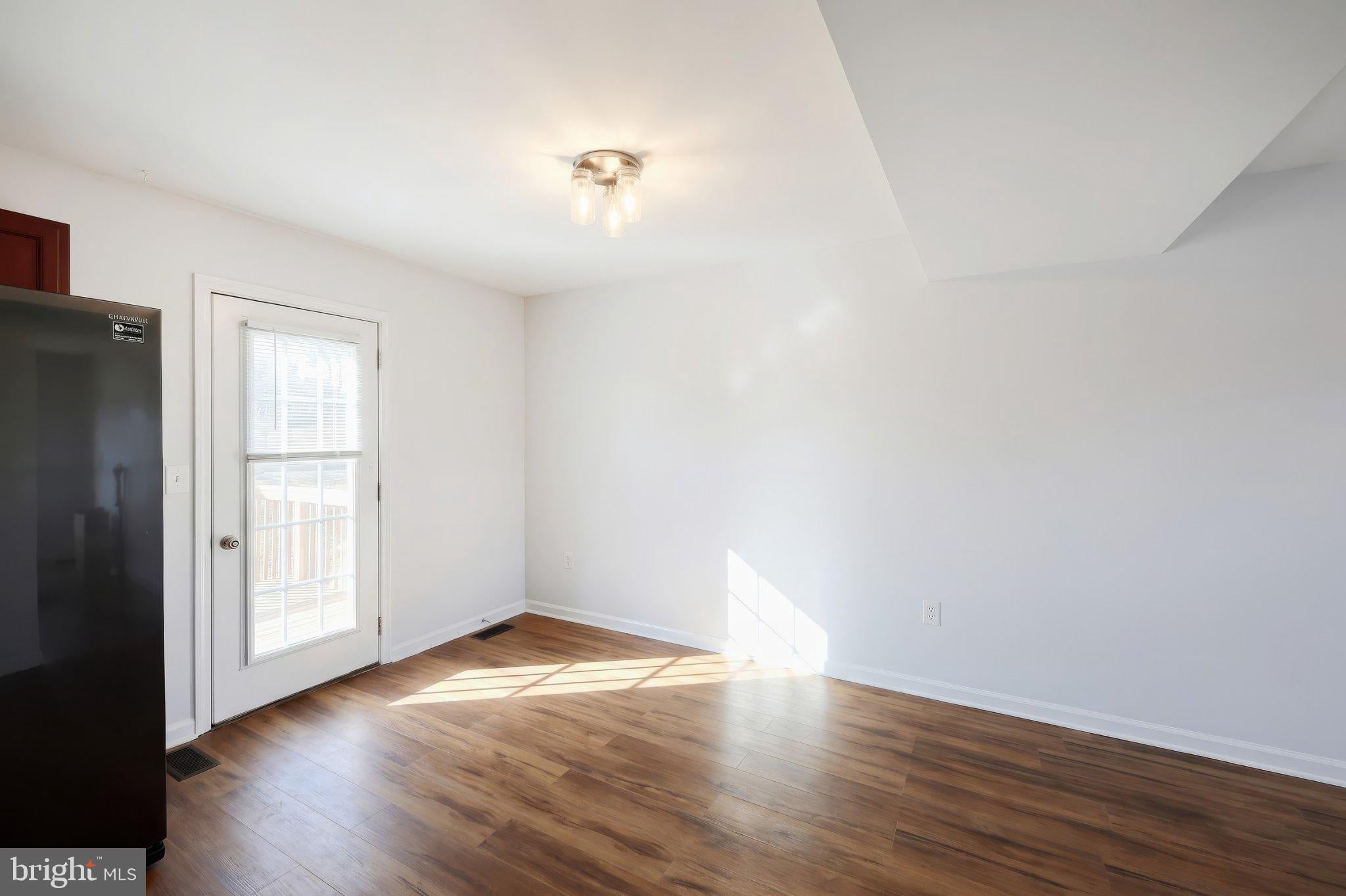 135 Apple Grove Ln, Littlestown, PA 17340 photo