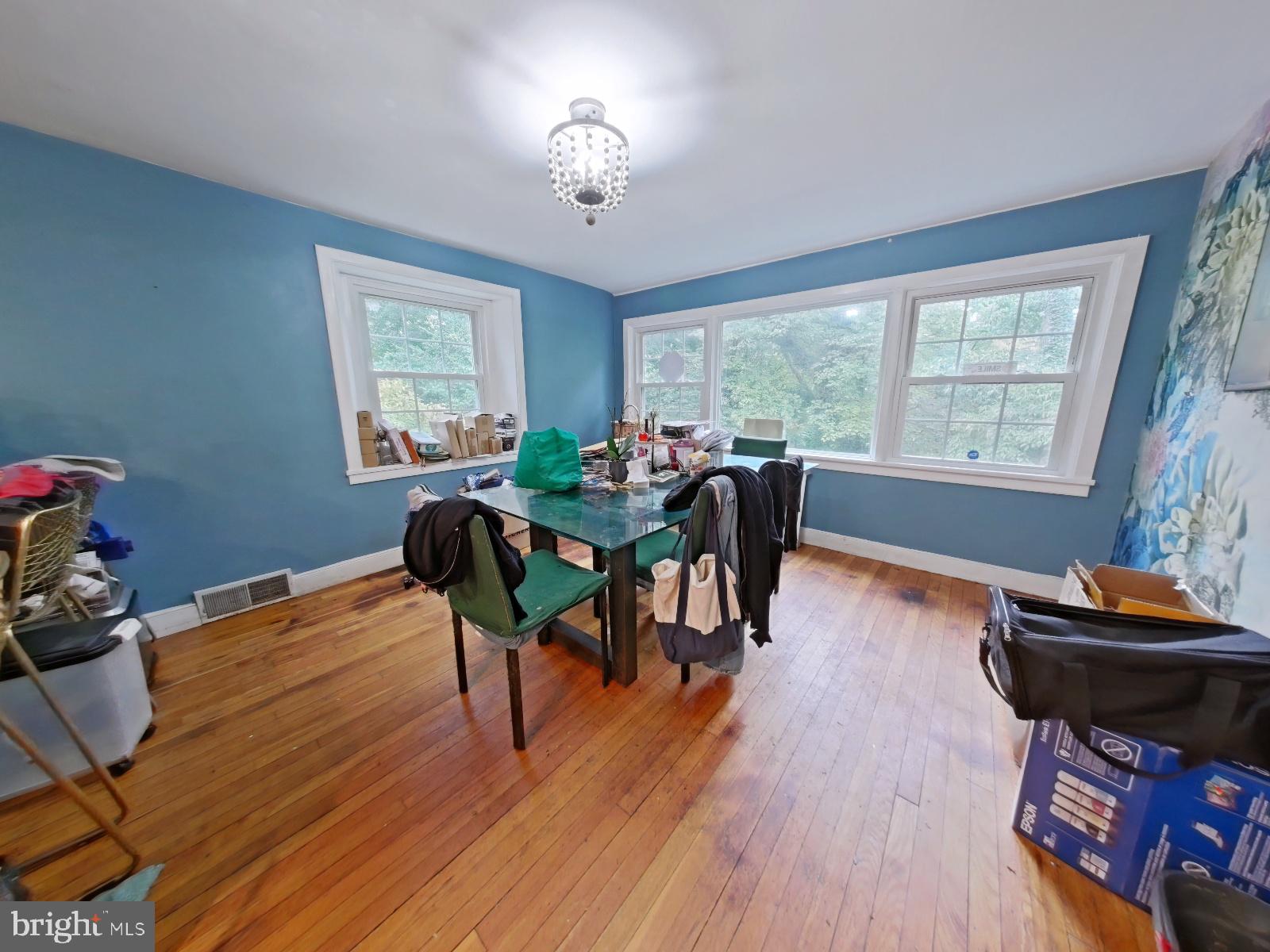 950 Chelten Hills Dr, Wyncote, PA 19095 photo
