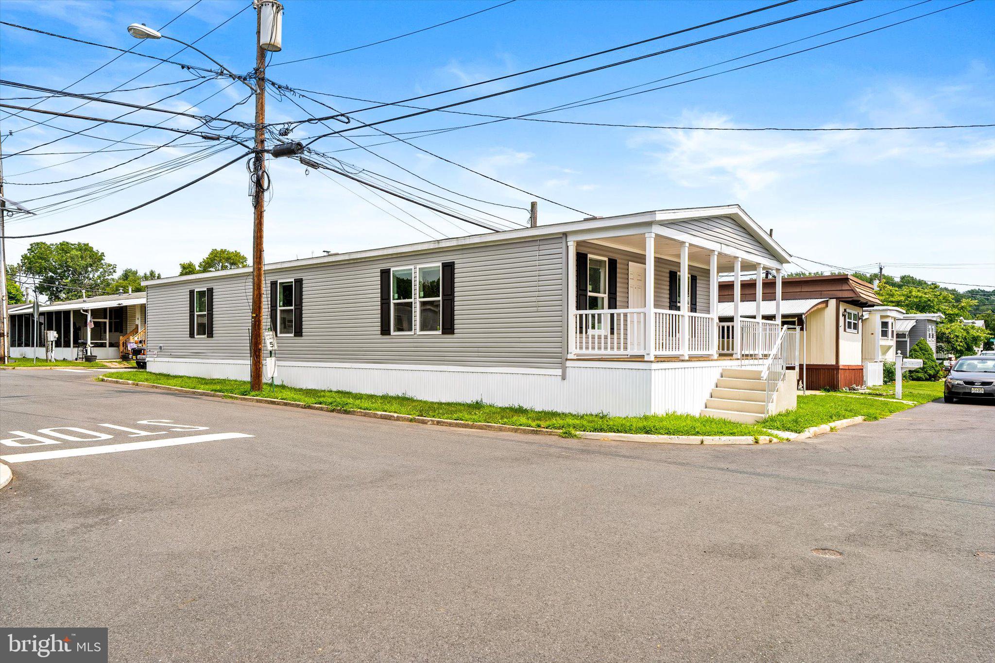 414 Walnut St, Robbinsville, NJ 08691 photo