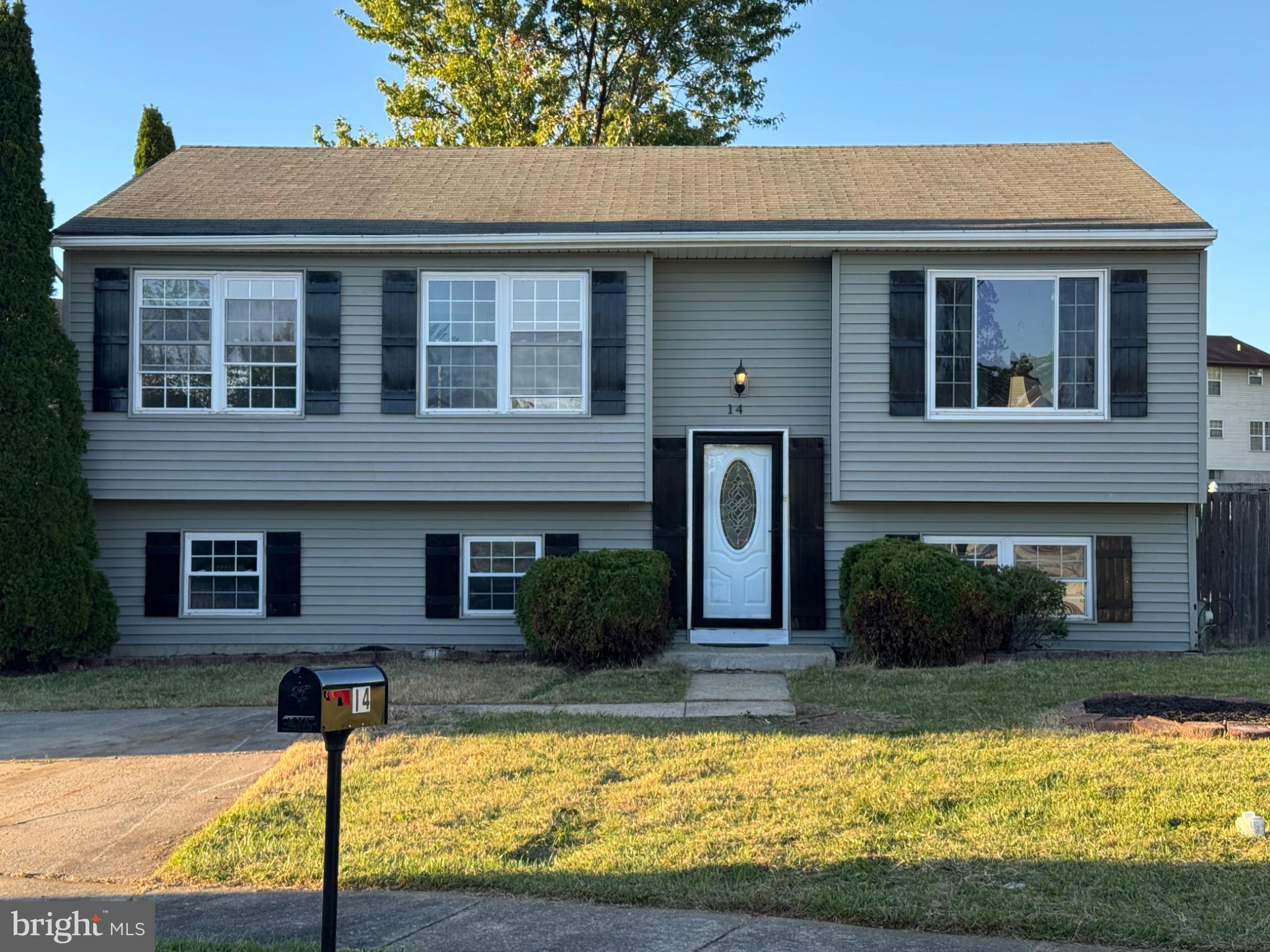 14 Greenapple Ct, Gwynn Oak, MD 21207