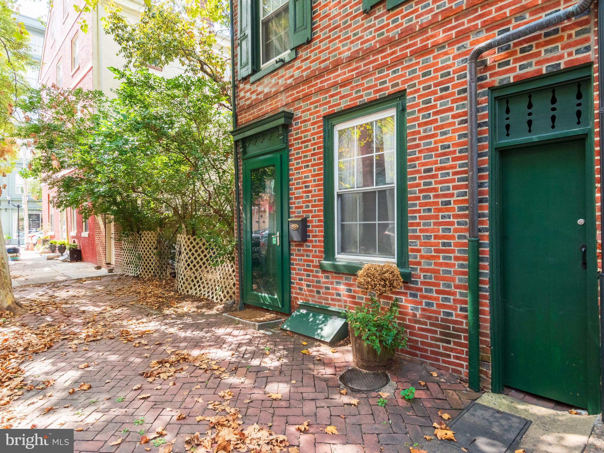 306 N Lawrence St, Philadelphia, PA 19106 photo