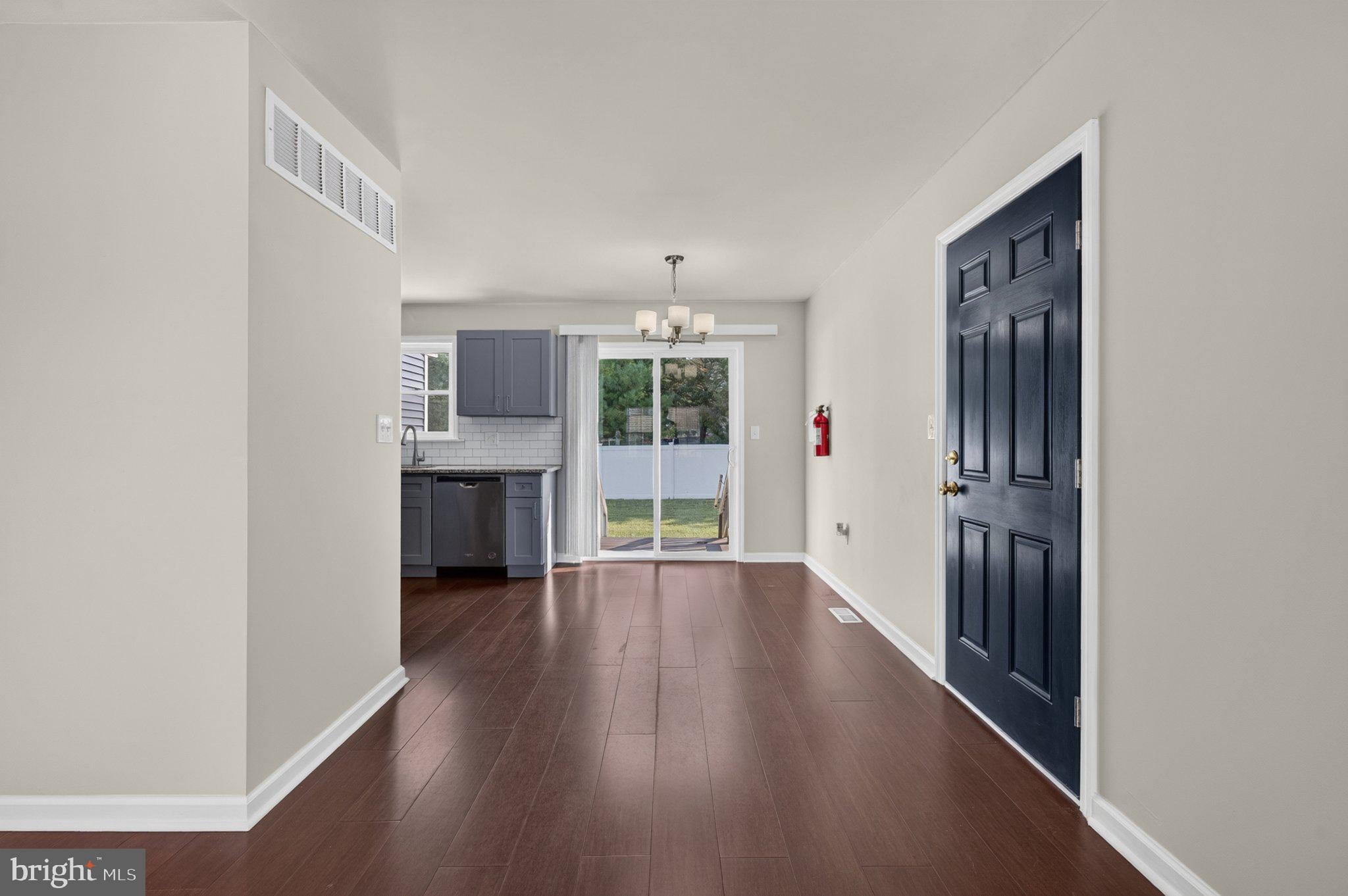 114 Sunset Dr, Mount Royal, NJ 08061 photo