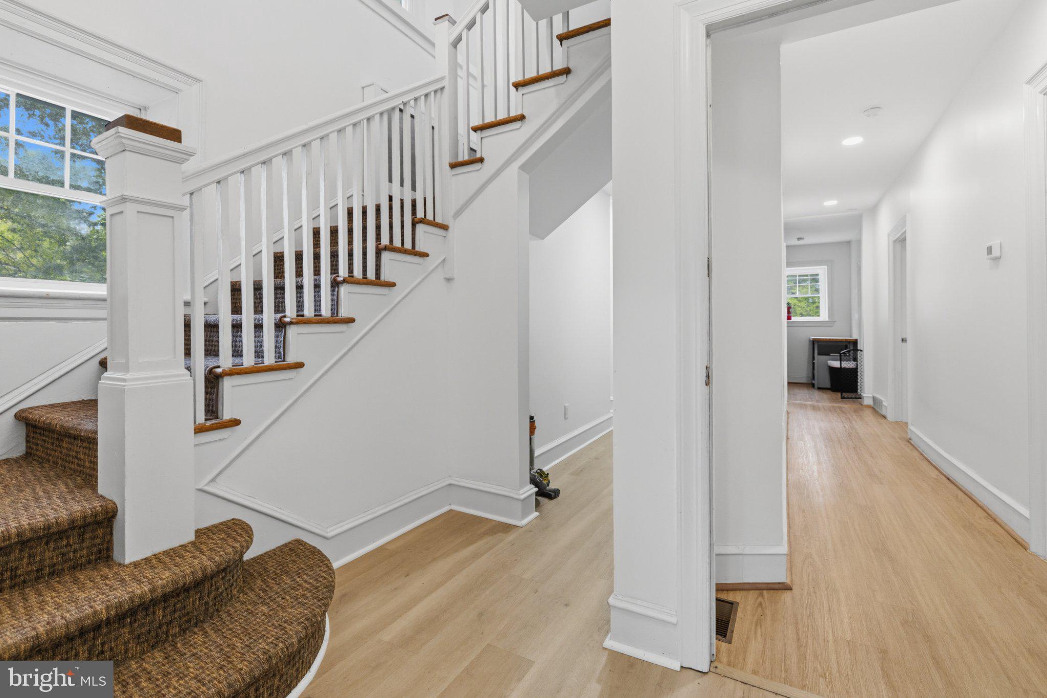 1564 Edge Hill Rd, Abington, PA 19001 photo