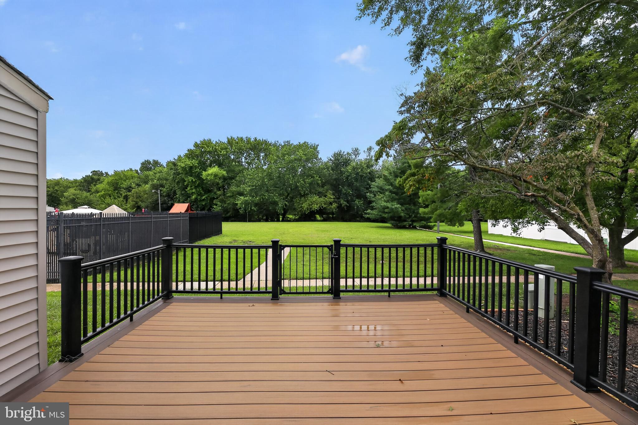 218 Deerpark Ct, Marlton, NJ 08053 photo