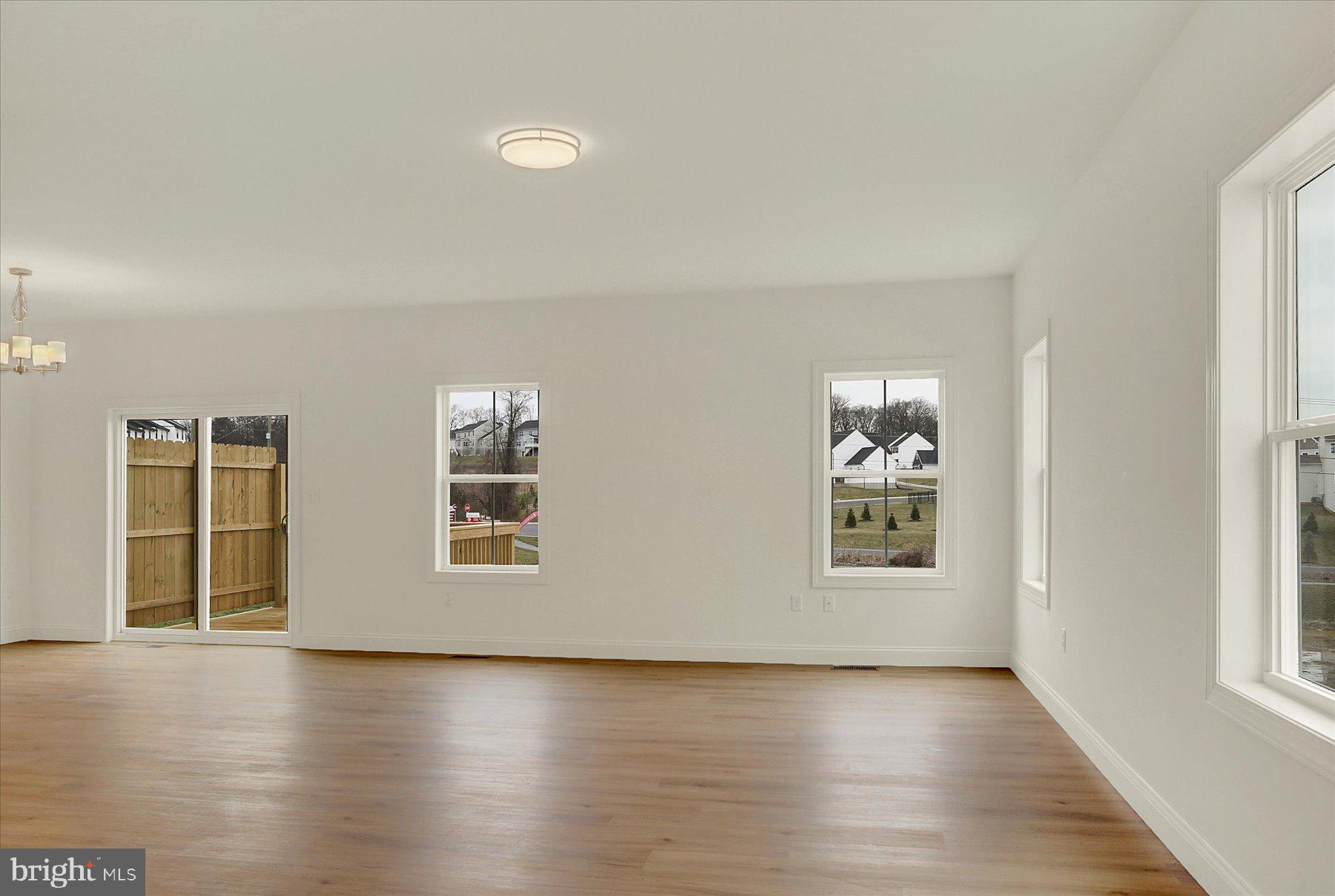 657 Brittany Dr, Mechanicsburg, PA 17055 photo