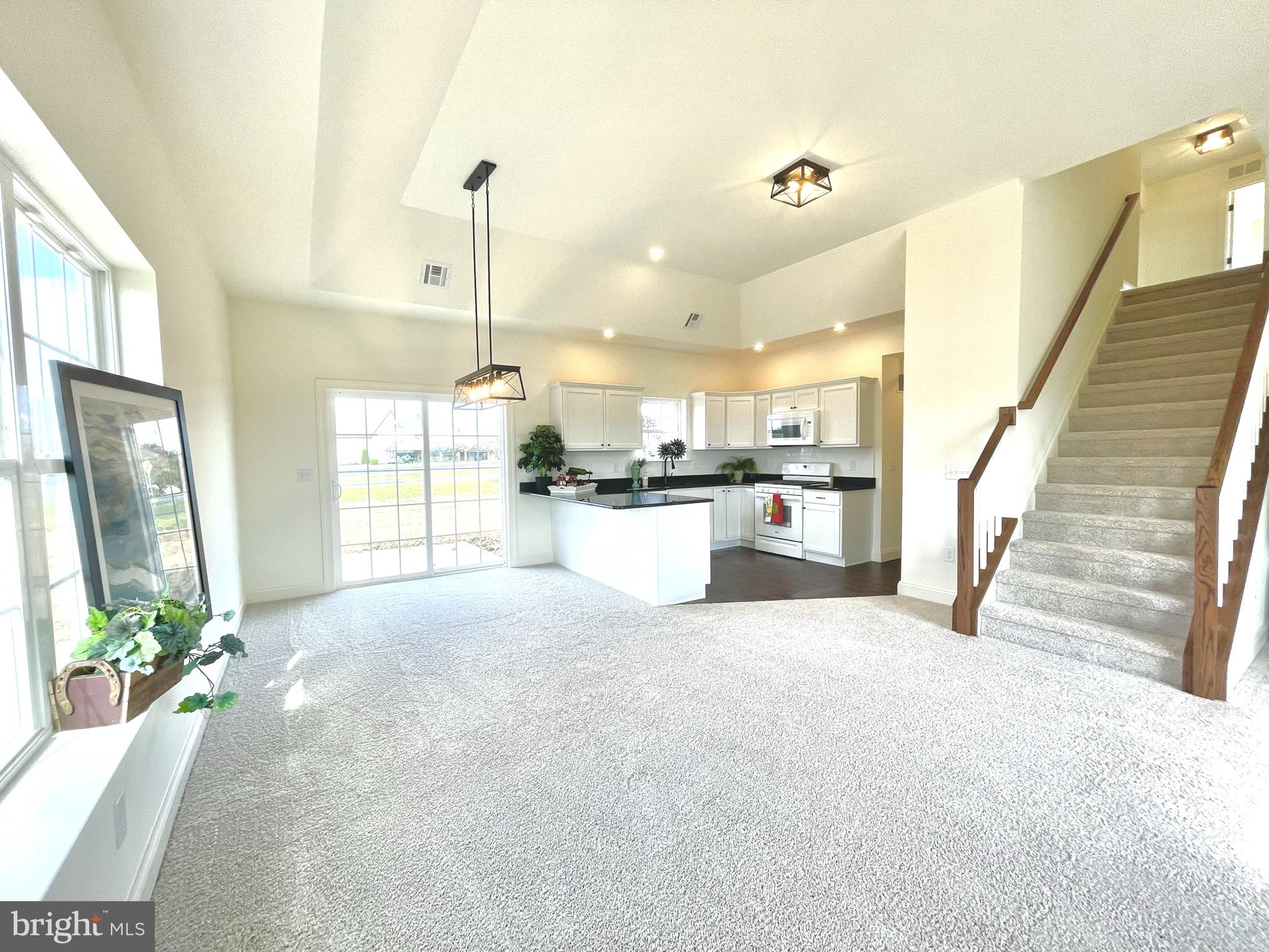3 Lavender Ln, Lebanon, PA 17042 photo