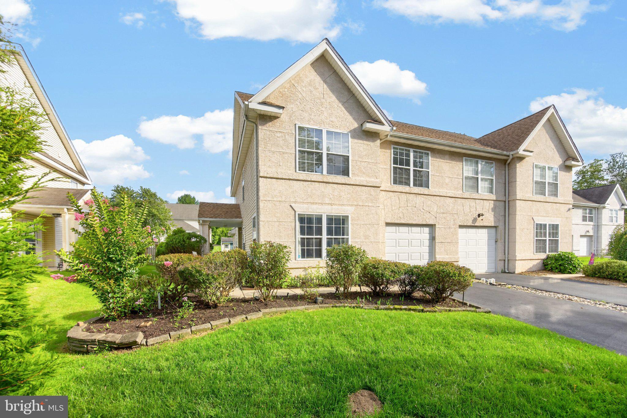 636 Elm St, Royersford, PA 19468