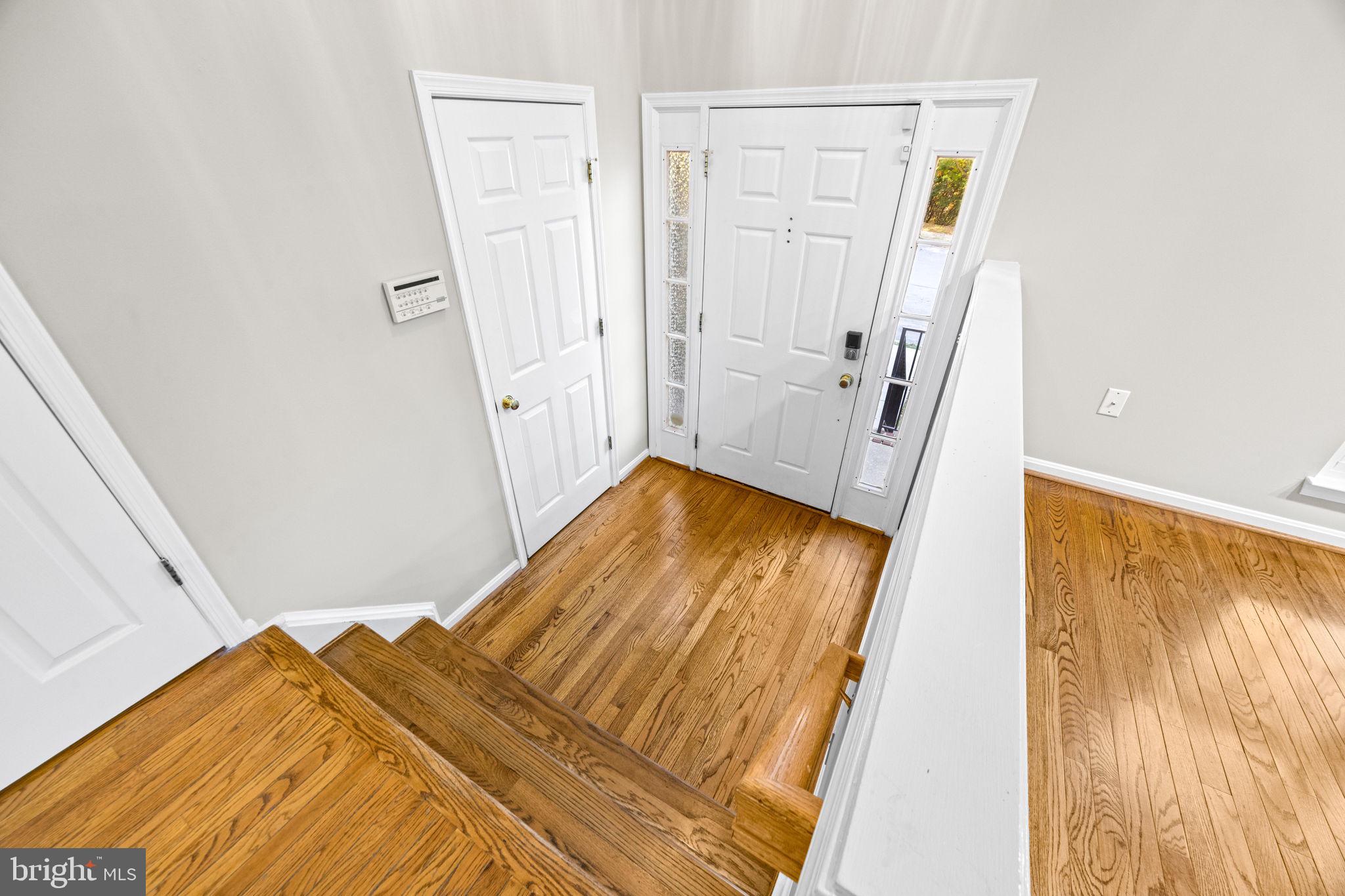 736 Leister Dr, Timonium, MD 21093 photo