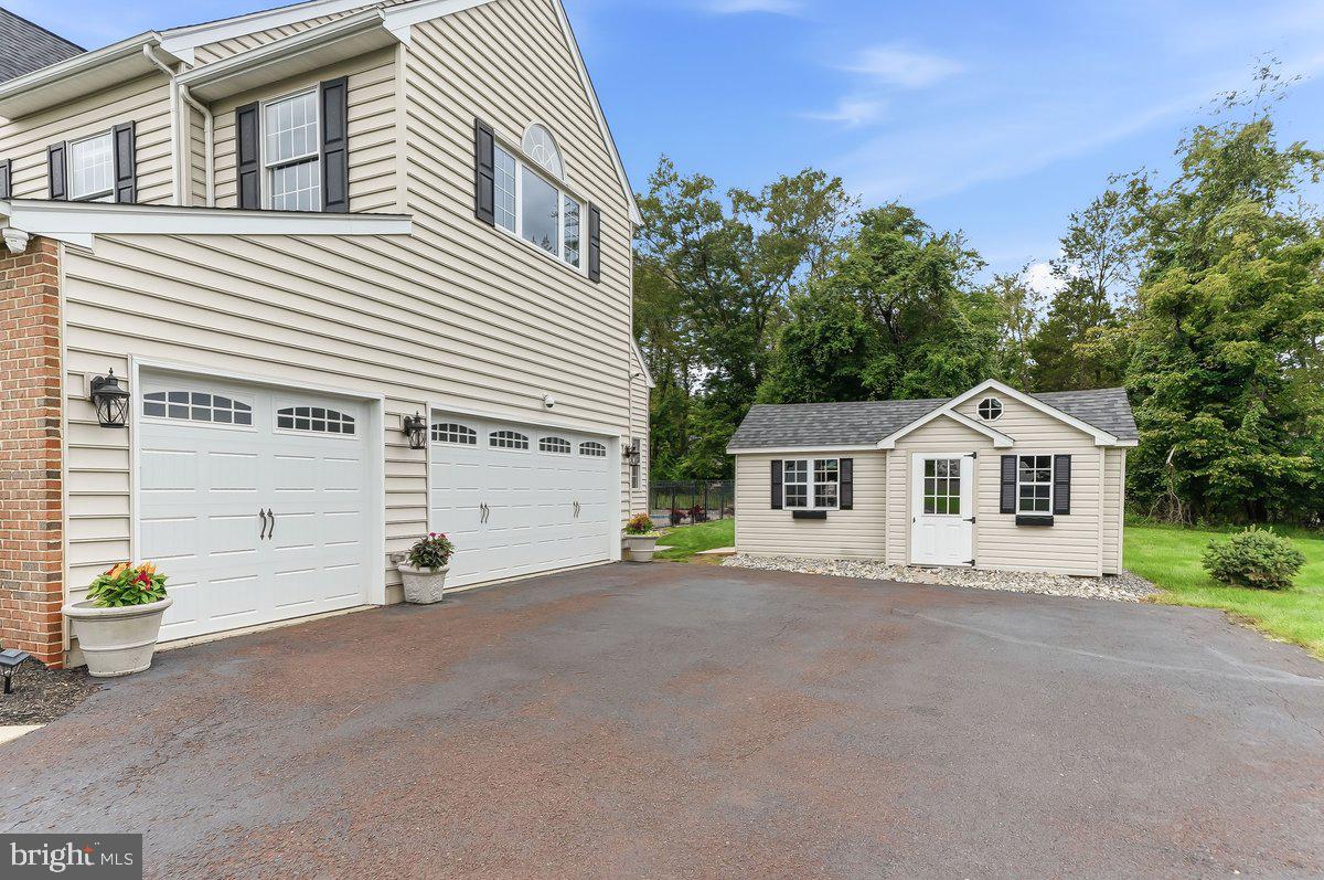 443 Kirsten Cir, Collegeville, PA 19426 photo