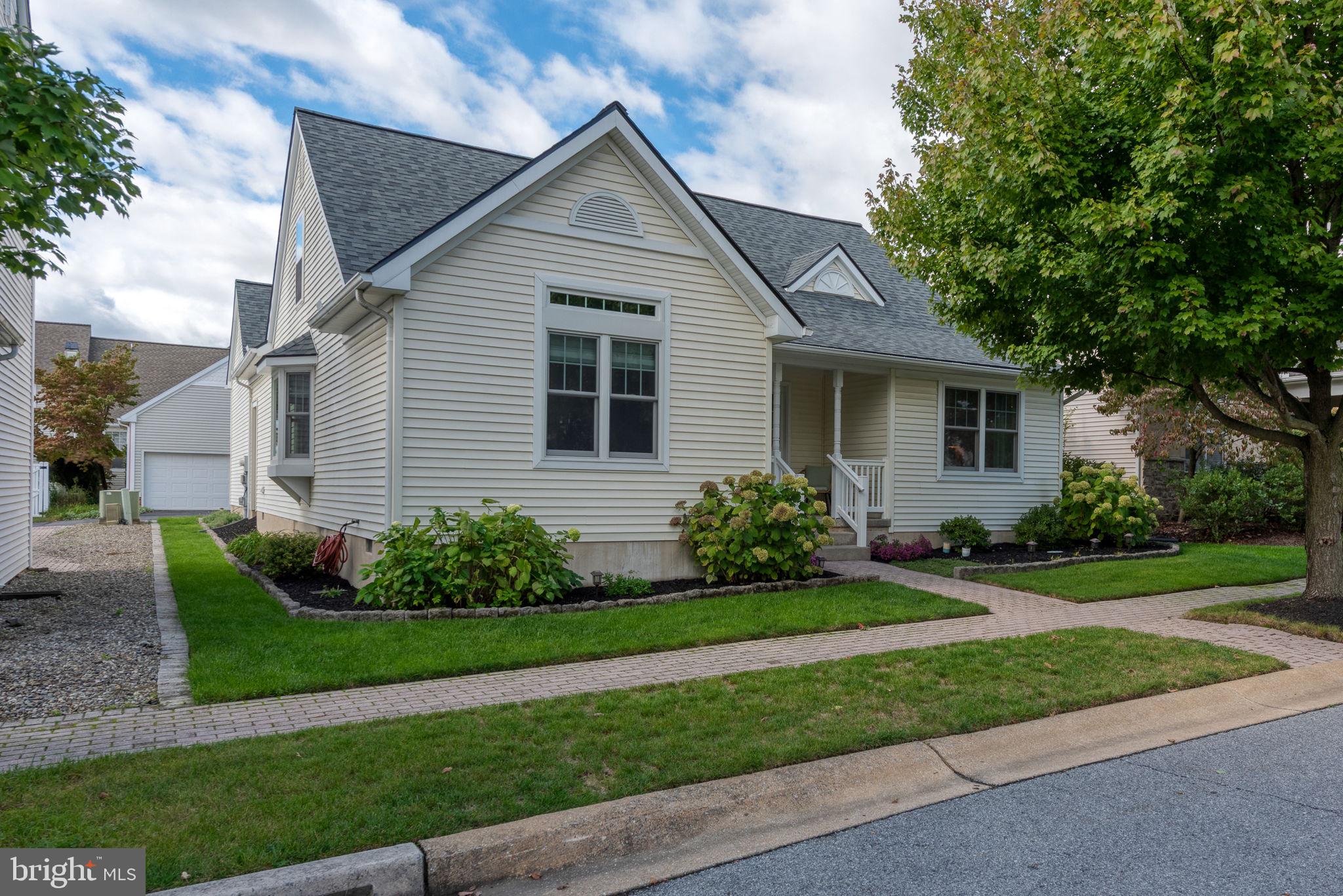 1008 Olympia St, Lititz, PA 17543