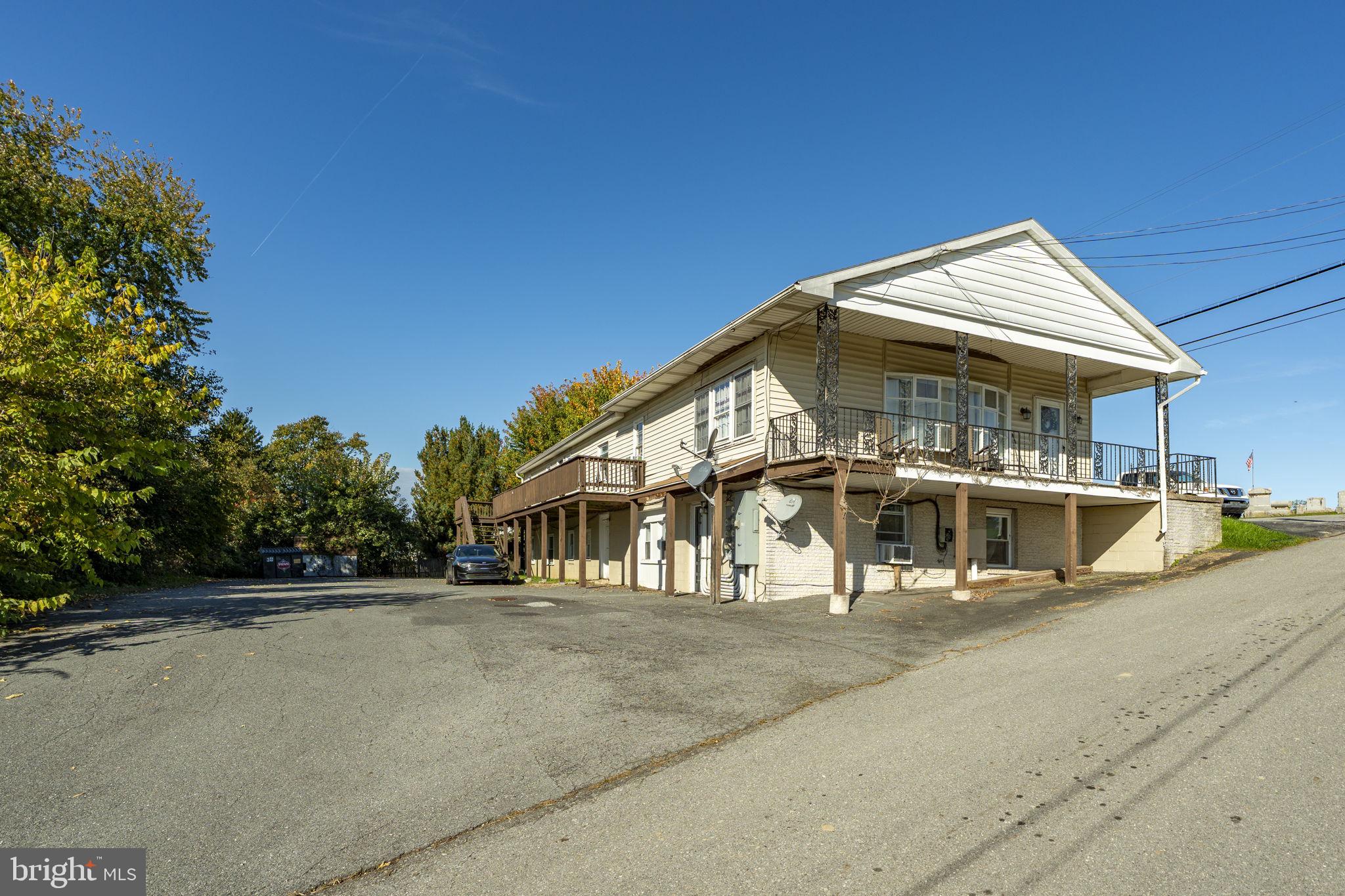4880 E Prospect Rd, York, PA 17406 photo