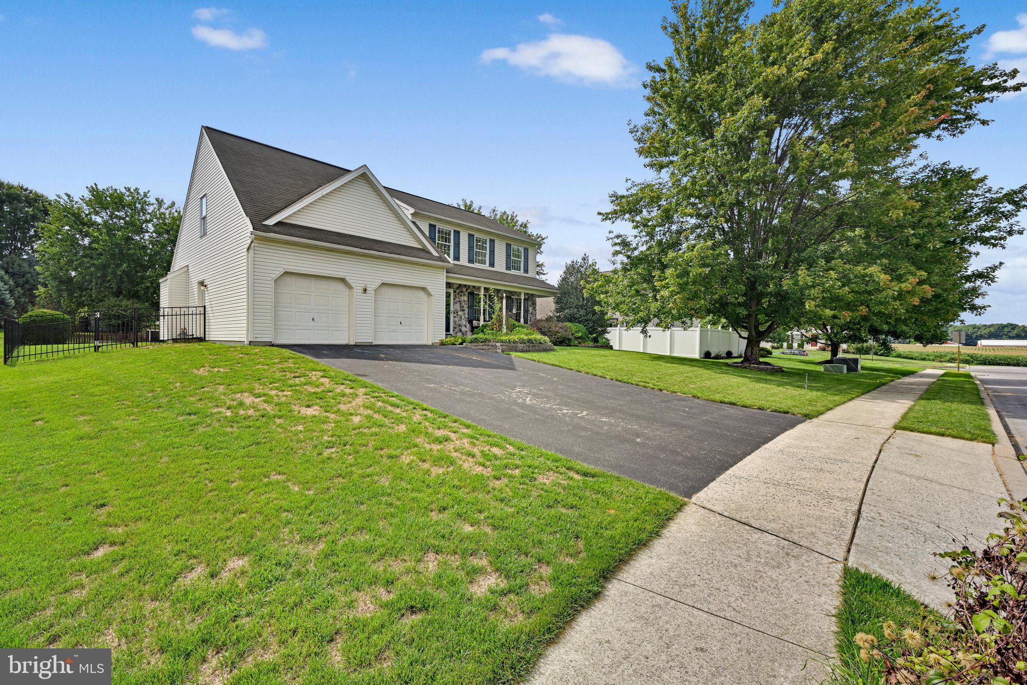 685 Coachman Ln #L 0029, Palmyra, PA 17078 photo