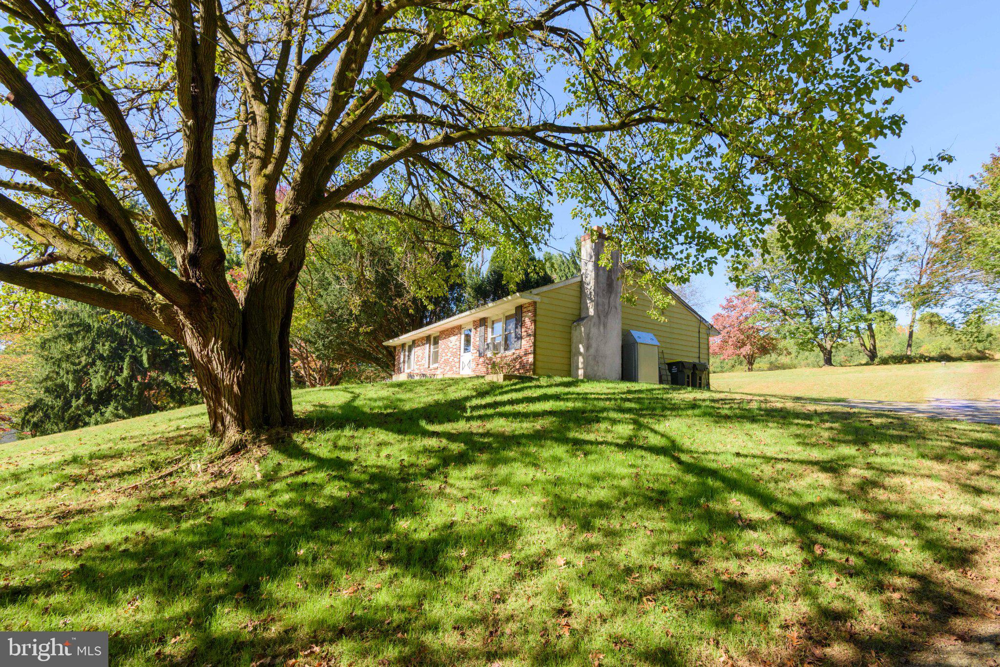1014 Lieds Rd, Coatesville, PA 19320 photo