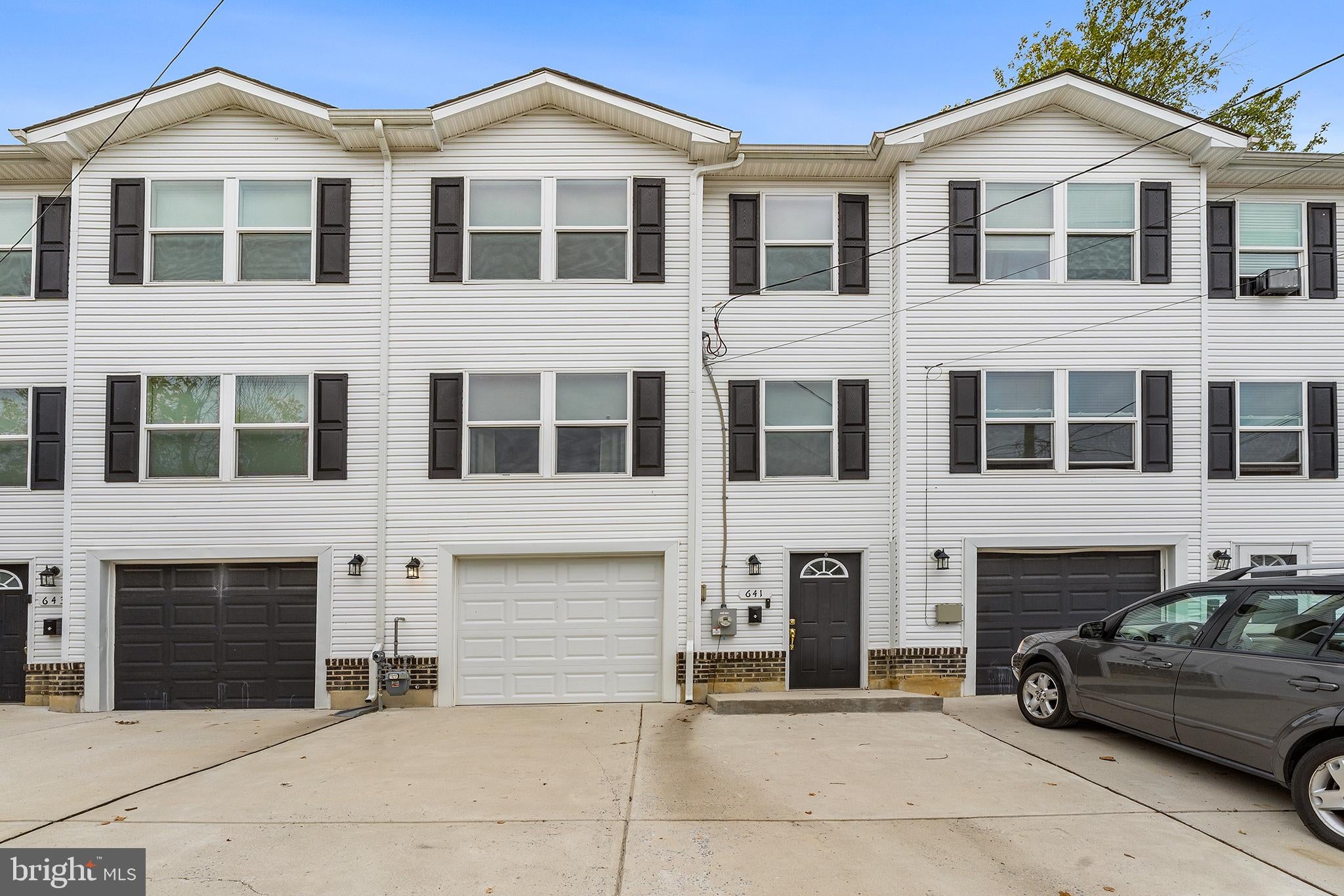 641 Connell St, Wilmington, DE 19805