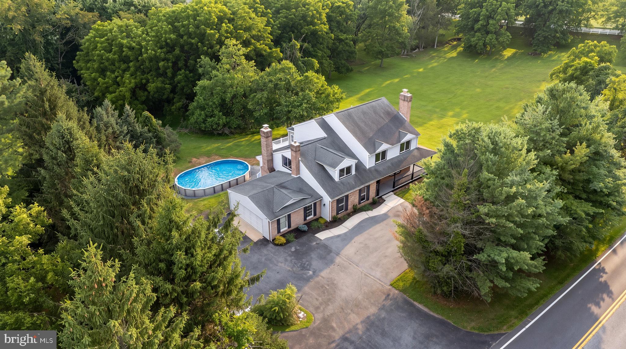 12424 Falls Rd, Cockeysville, MD 21030 photo