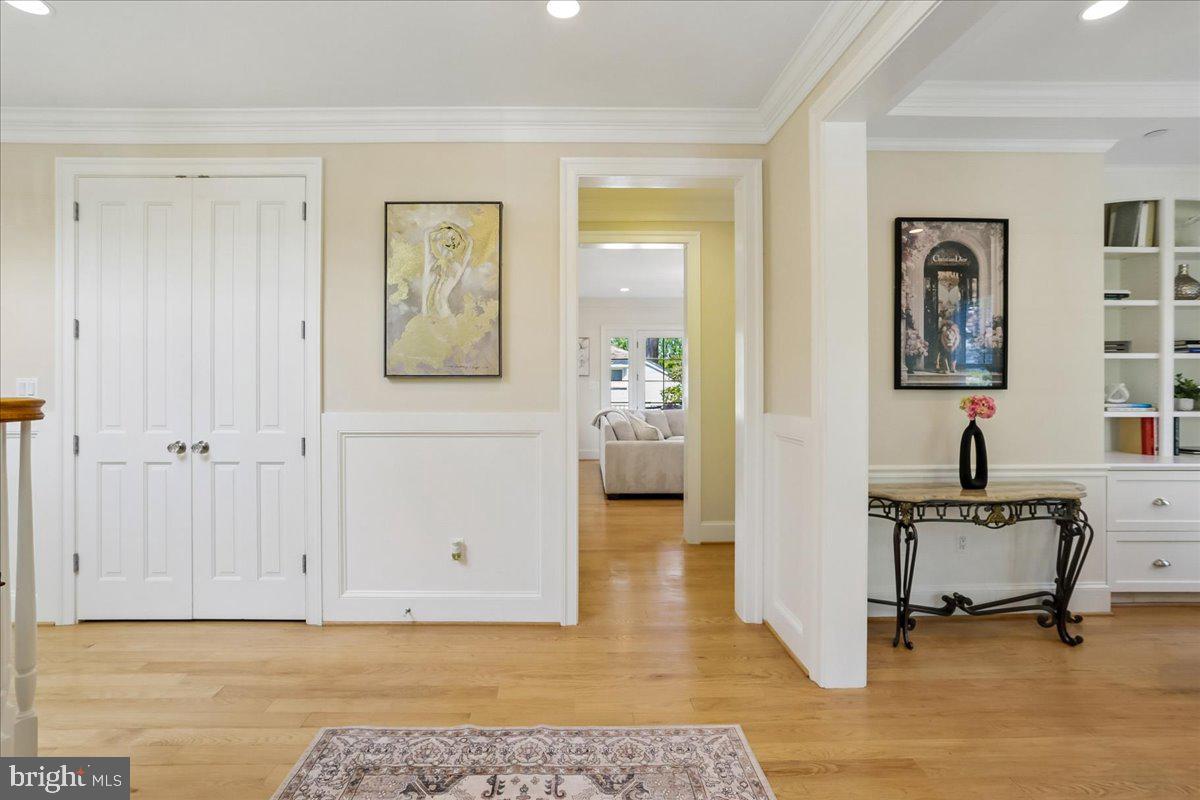 7800 Radnor Rd, Bethesda, MD 20817 photo