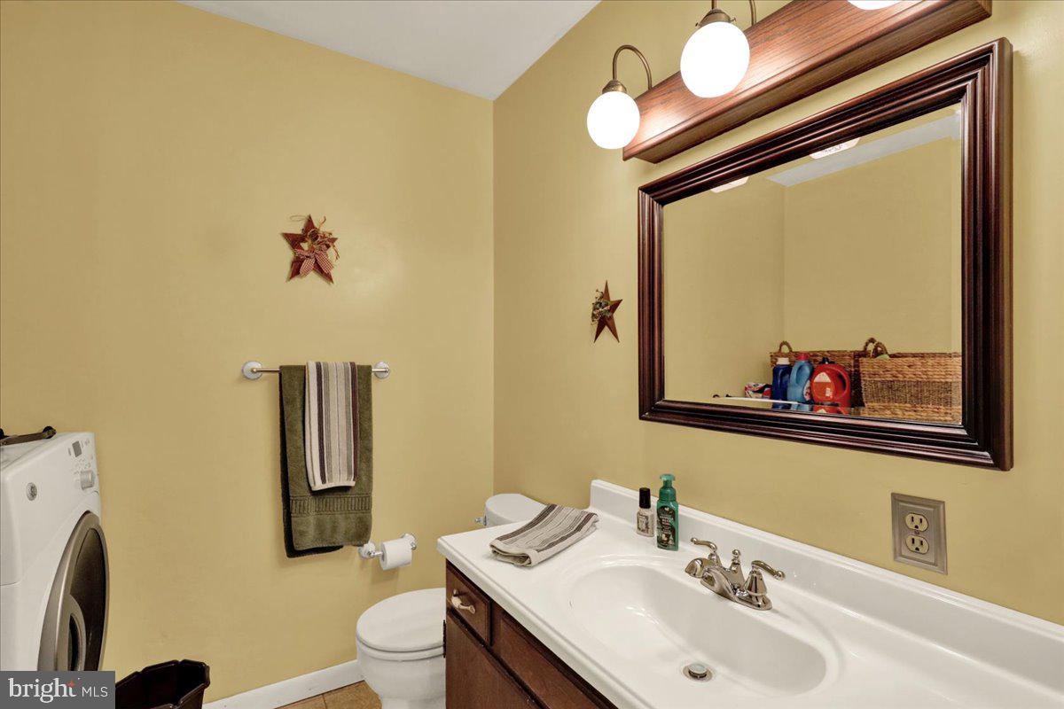 1170 N Manor Rd, Honey Brook, PA 19344 photo