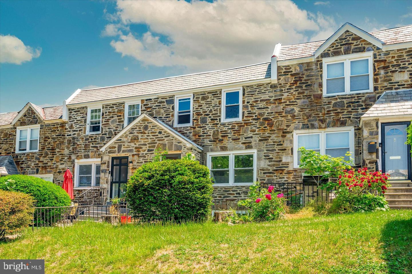 7322 Brentwood, Philadelphia, PA 19151 photo