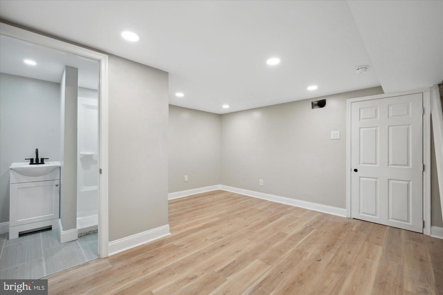 7322 Brentwood, Philadelphia, PA 19151 photo