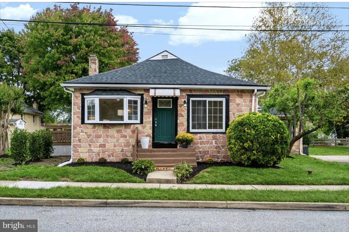 2377 Booker Ave, Aston, PA 19014