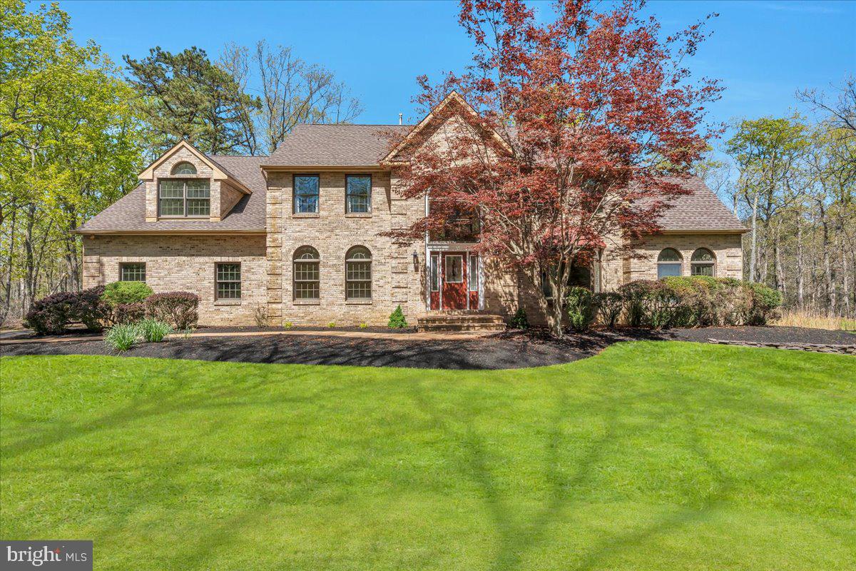 5 Hamilton Ct, Southampton, NJ 08088 photo