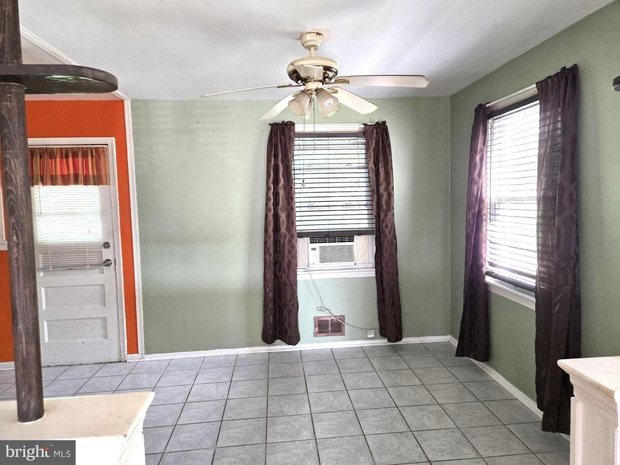 6305 Kenilworth Ave, Riverdale, MD 20737 photo
