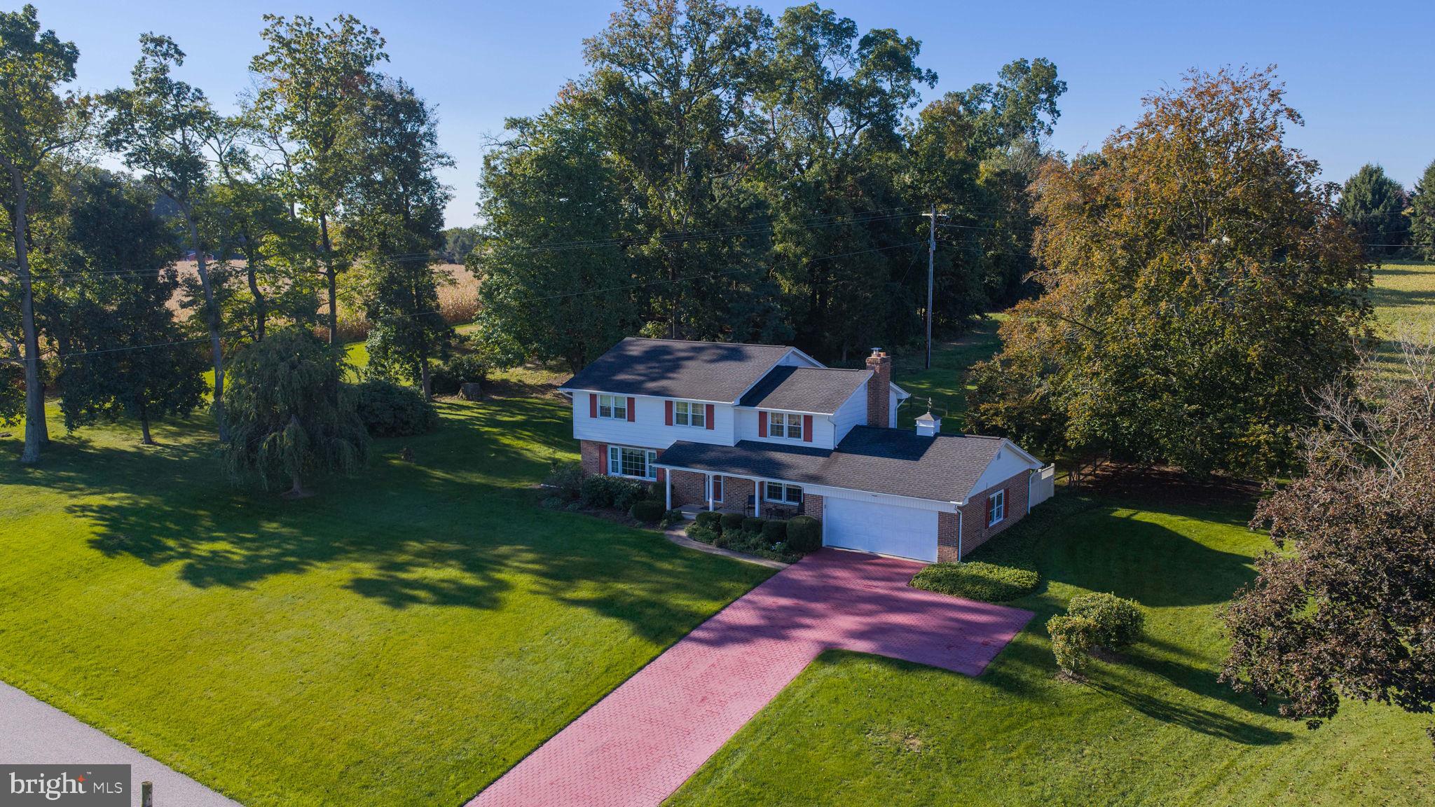 1942 Plains View Dr, Spring Grove, PA 17362 photo