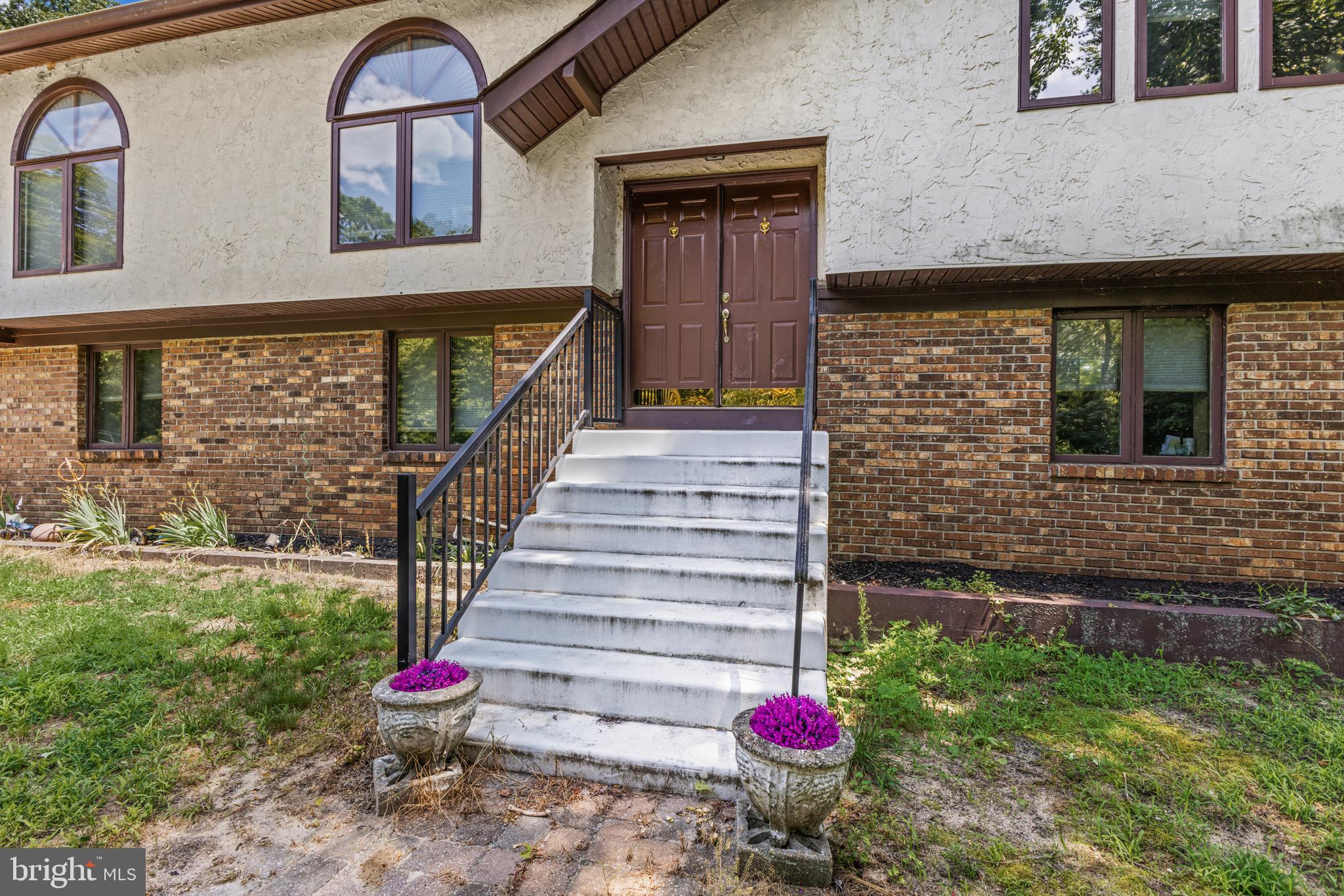 696 Oak Ave, Malaga, NJ 08328 photo