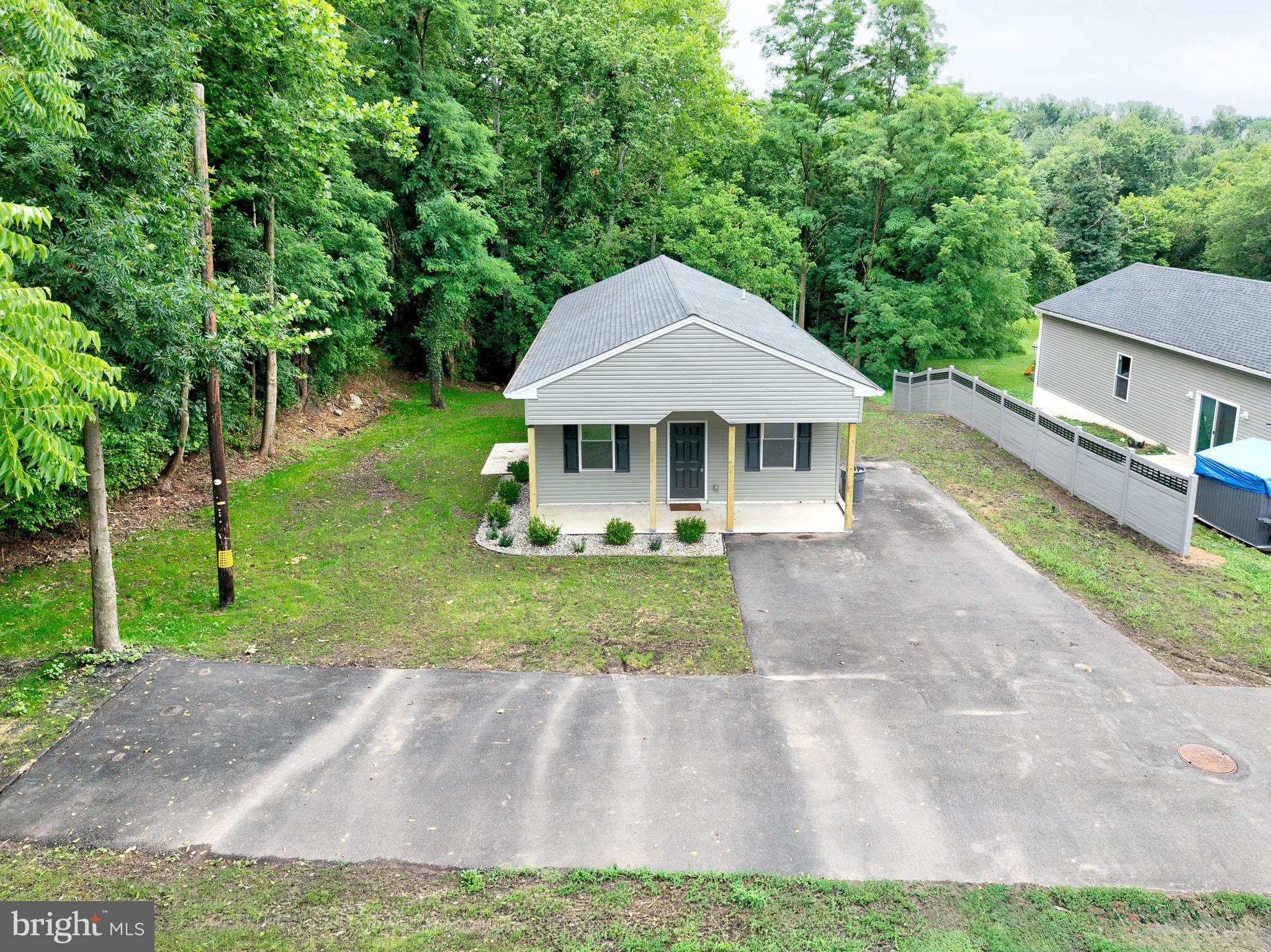 1407 Rising Sun Ave, Langhorne, PA 19047 photo