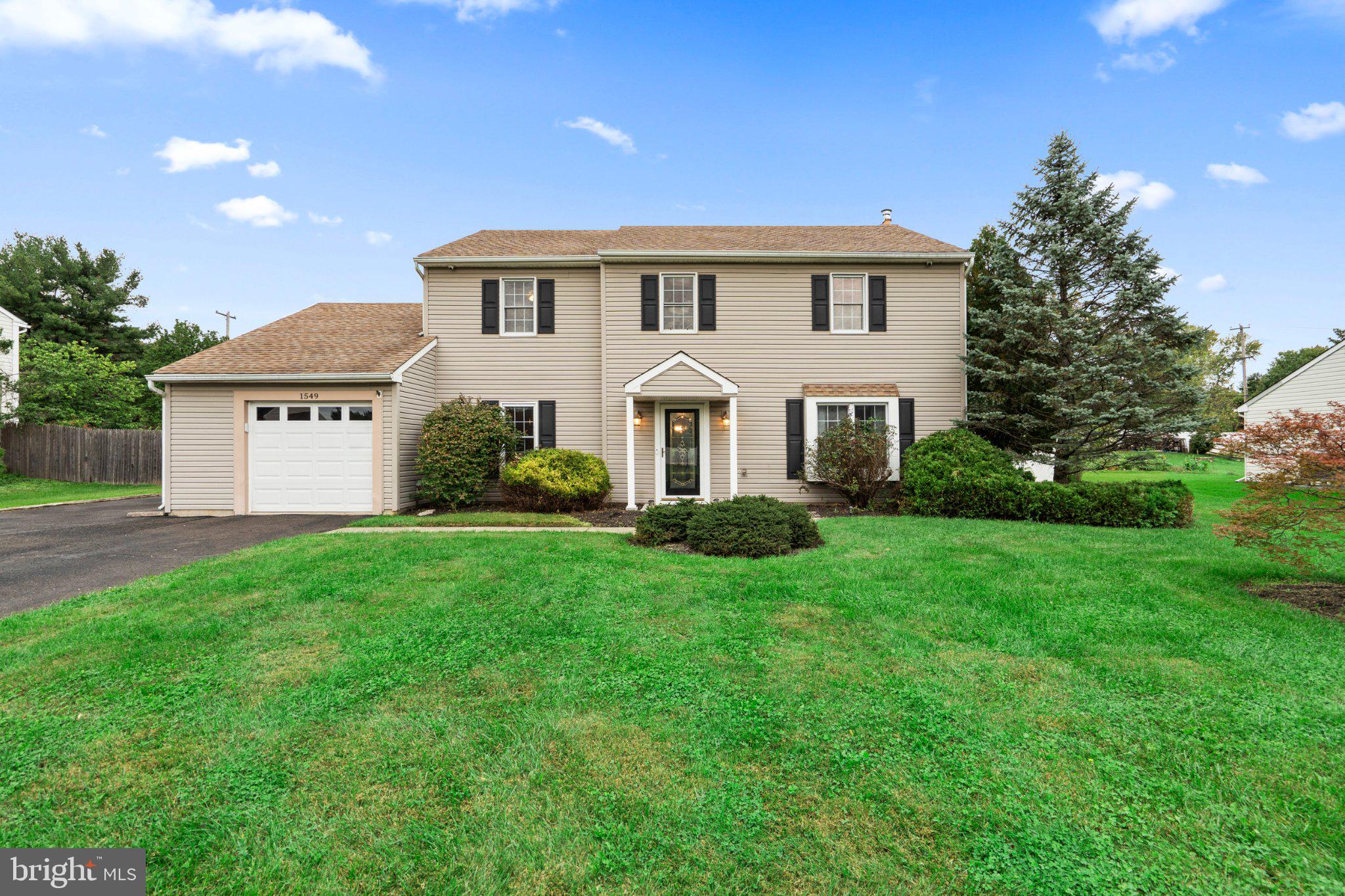1549 Hartsville Cir, Warminster, PA 18974