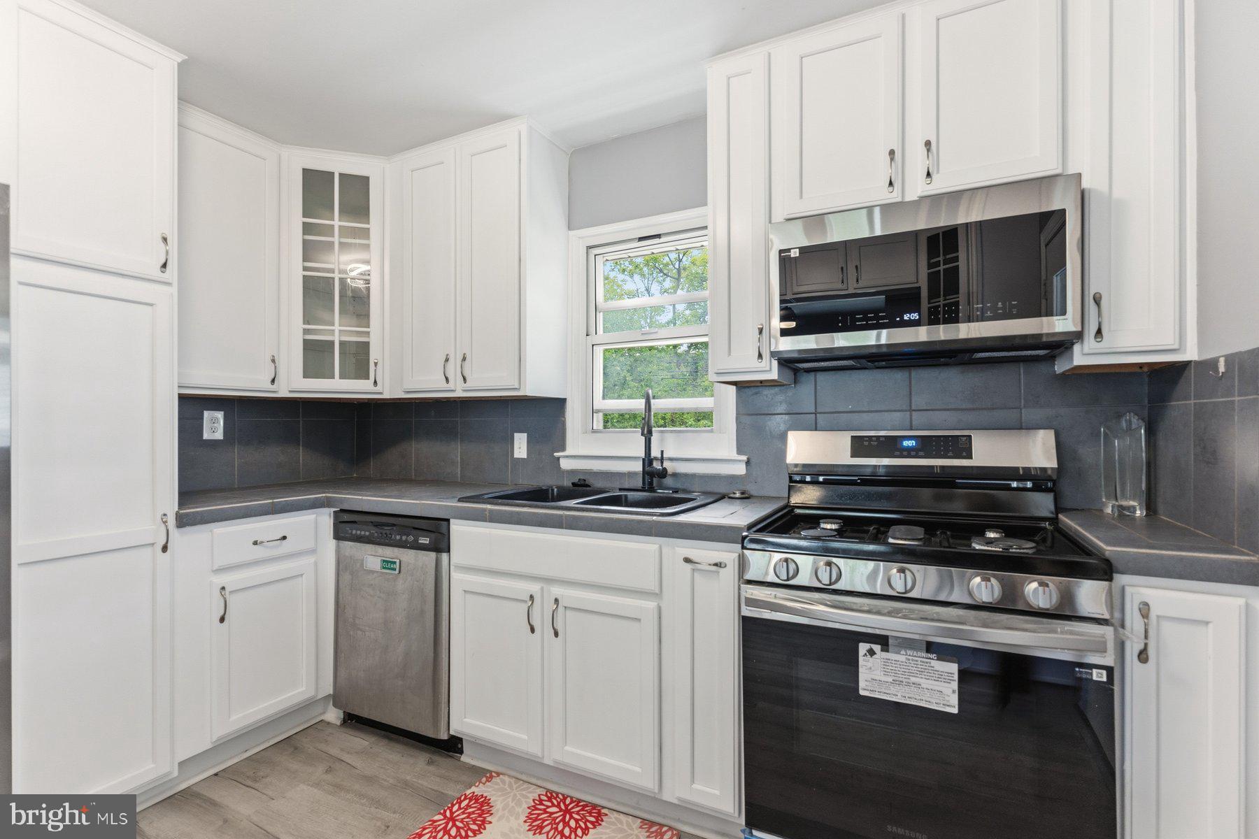 623 Baylor Rd, Glen Burnie, MD 21061 photo