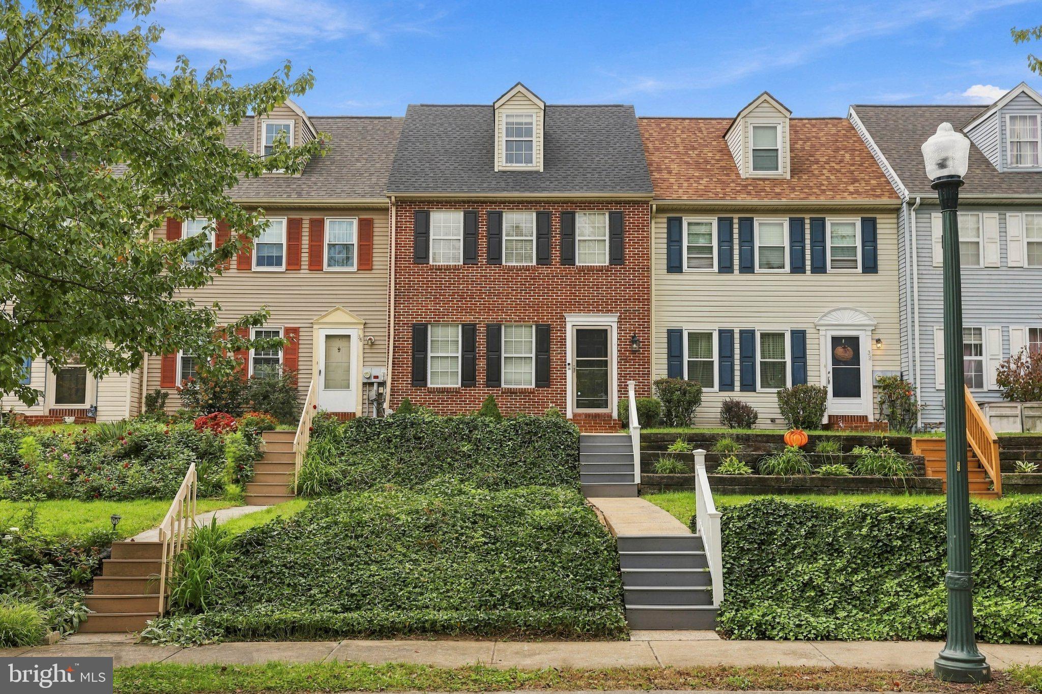 34 Pennwick Dr, Lititz, PA 17543