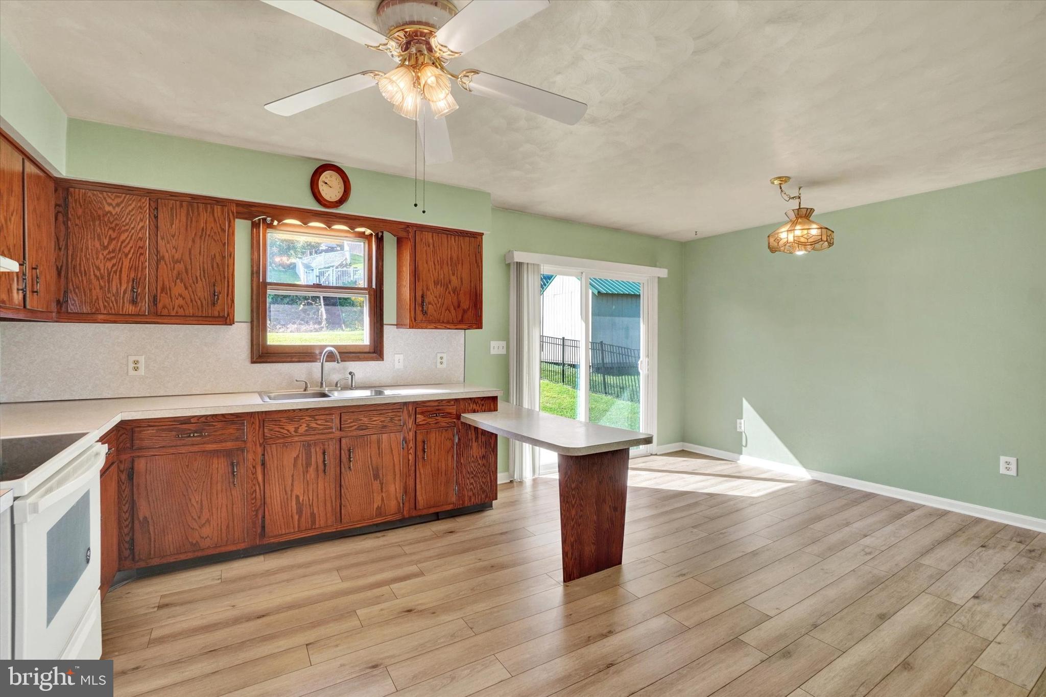 3490 Kingston Rd, York, PA 17402 photo
