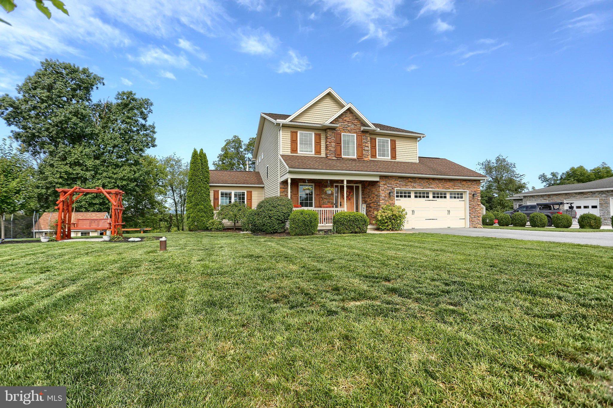 6 Harvey Cir, Hummelstown, PA 17036 photo