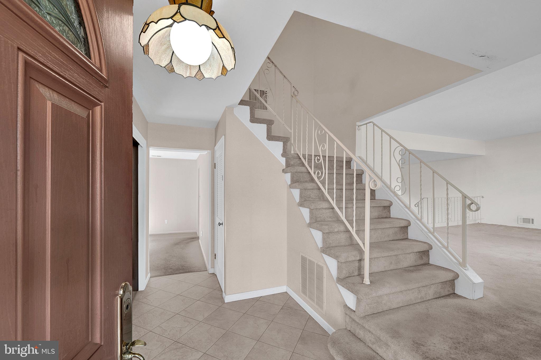 5 Wolfpack Rd, Hampton, NJ 08619 photo