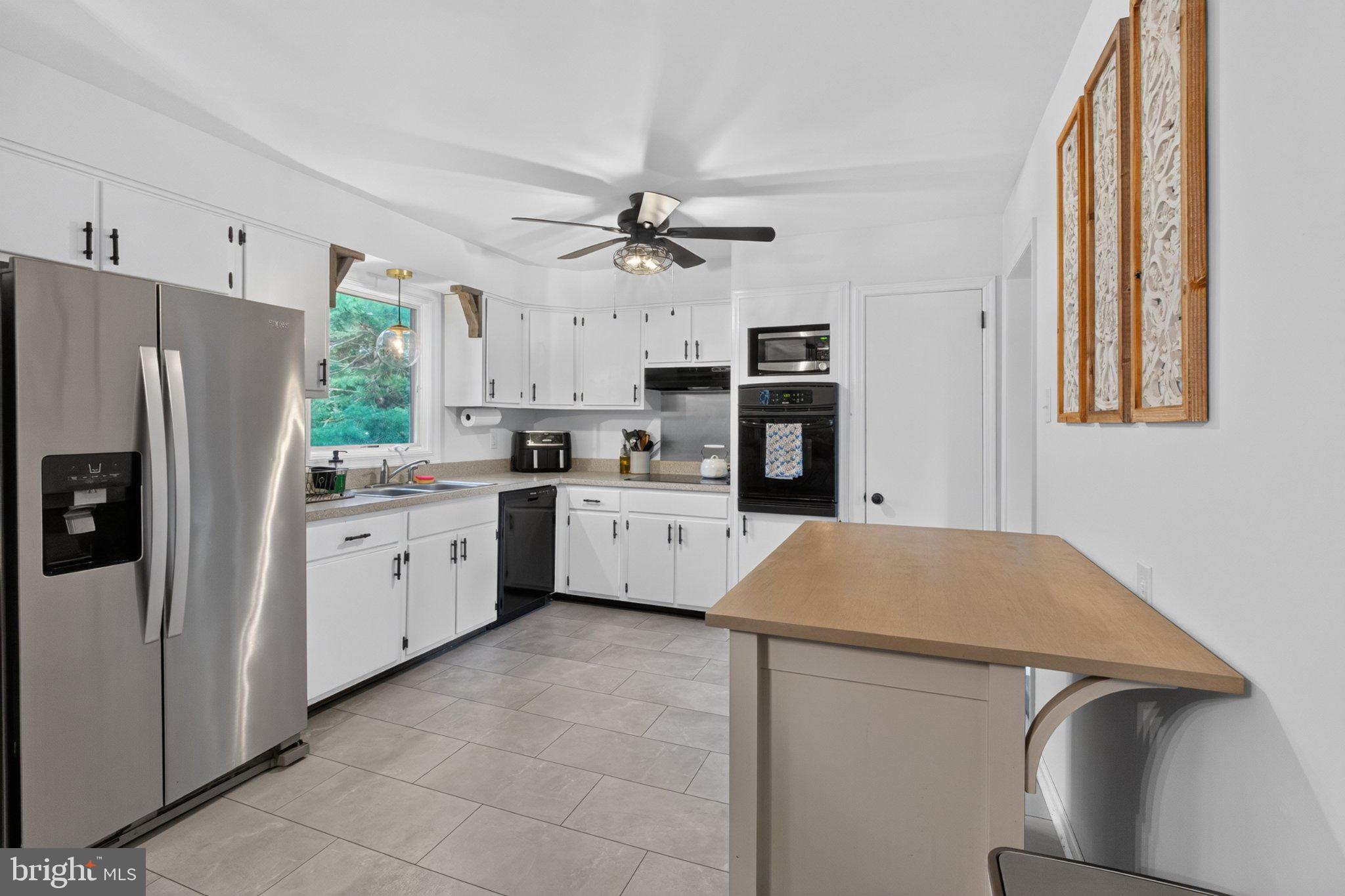 40 Highland Ave, Elkton, MD 21921 photo